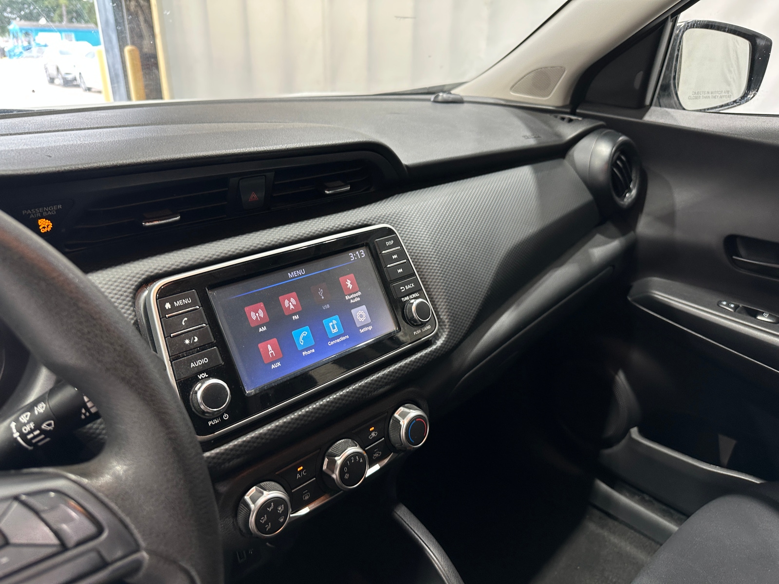 Thumbnail: 2024 Nissan Kicks - 4