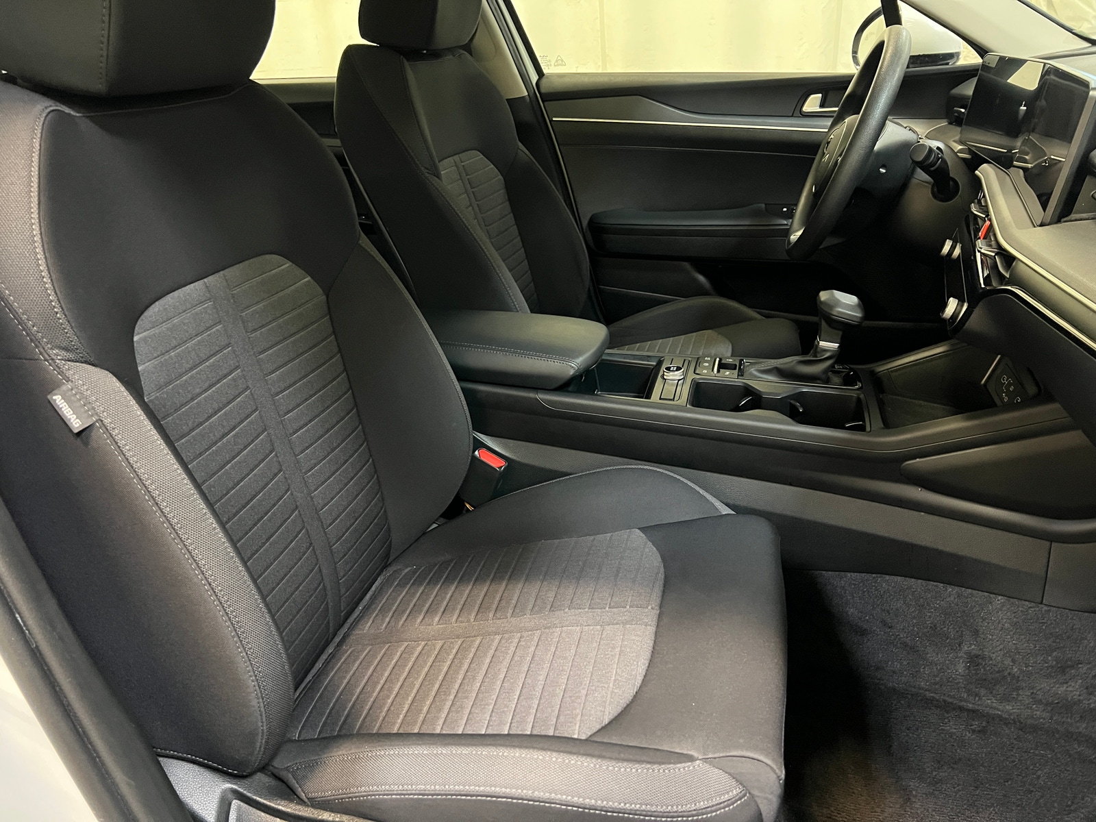 Thumbnail: 2025 Kia K5 - 2