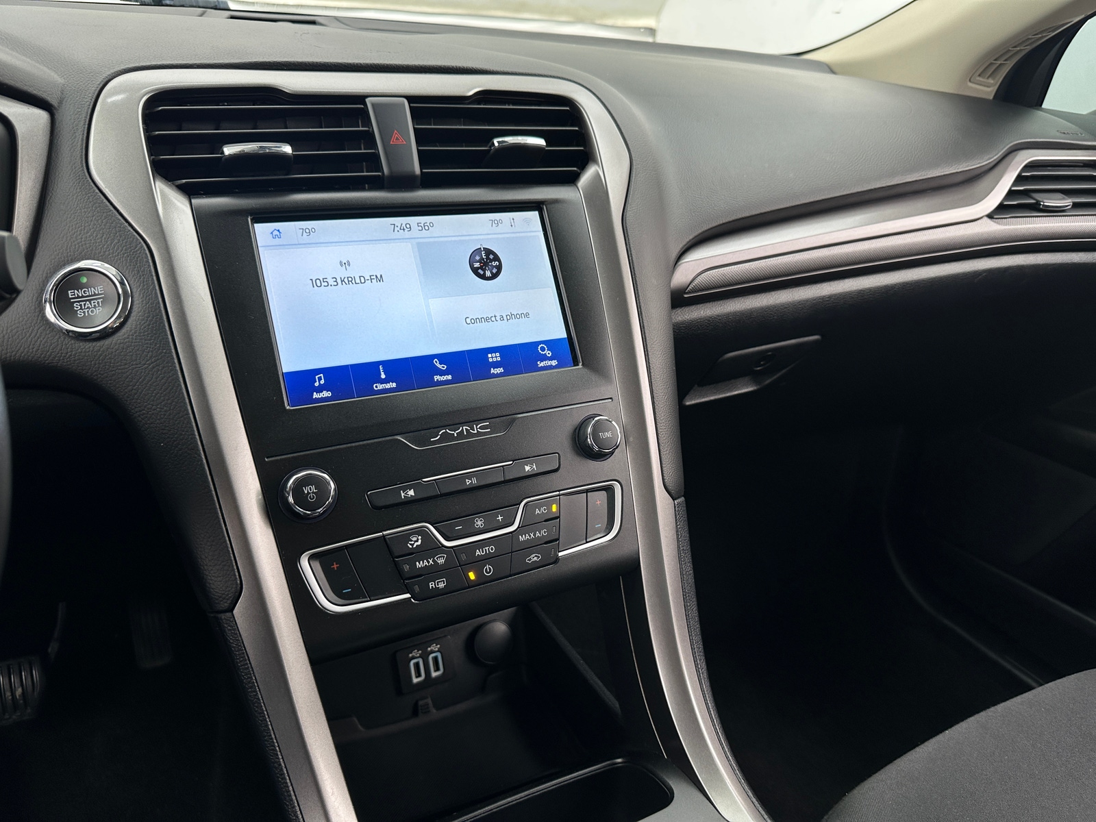 Thumbnail: 2020 Ford Fusion - 4