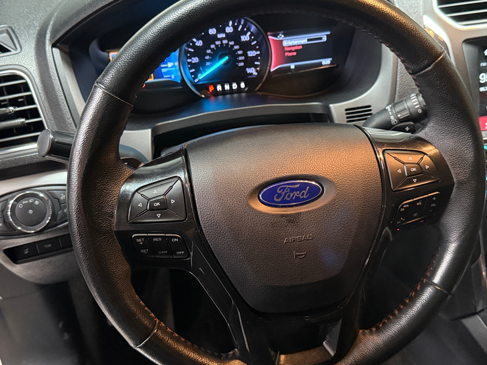Thumbnail: 2018 Ford Explorer - 4