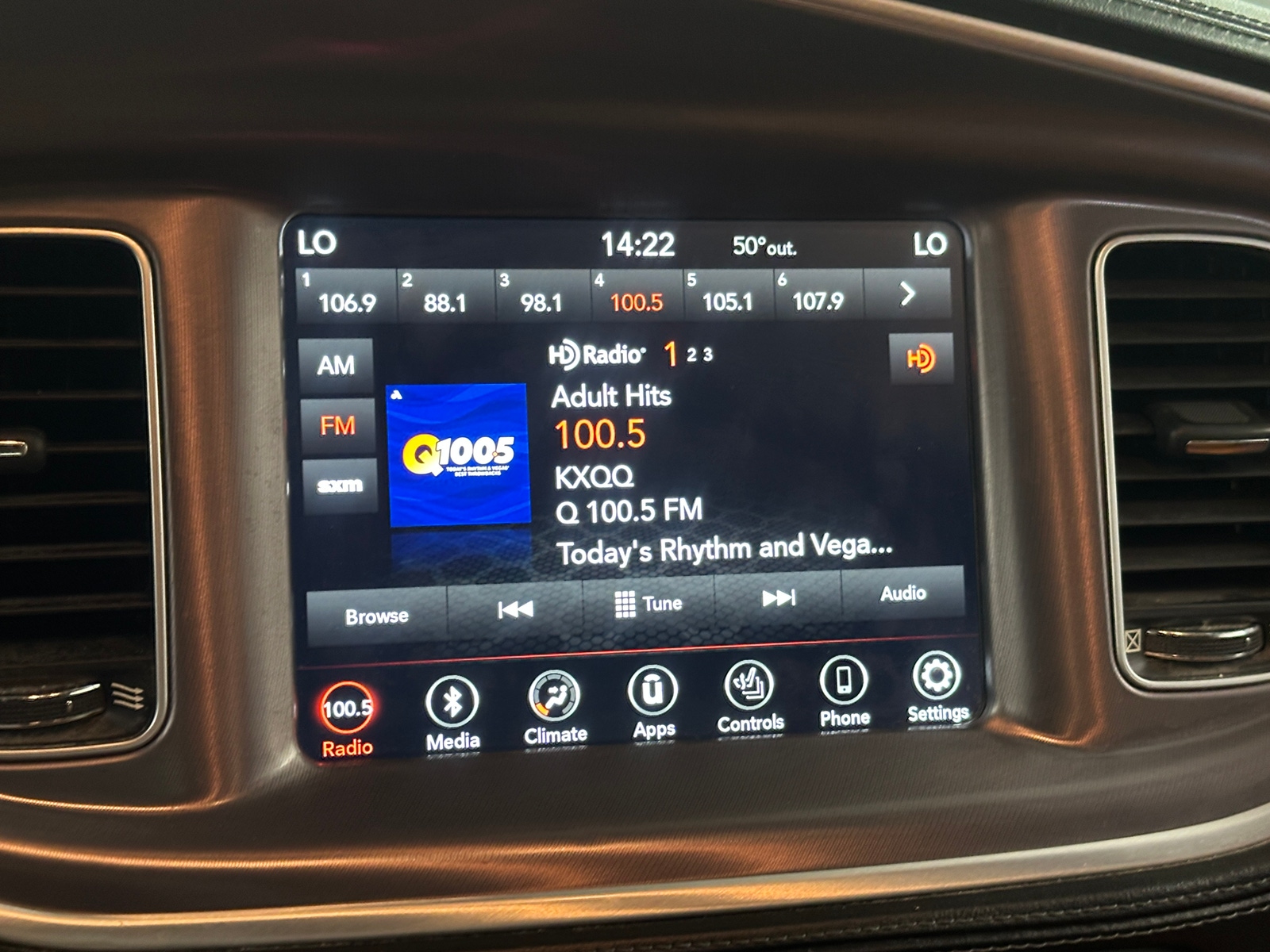 Thumbnail: 2019 Dodge Charger - 3