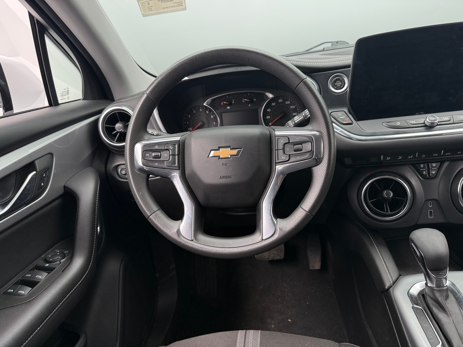 Thumbnail: 2023 Chevrolet Blazer - 5