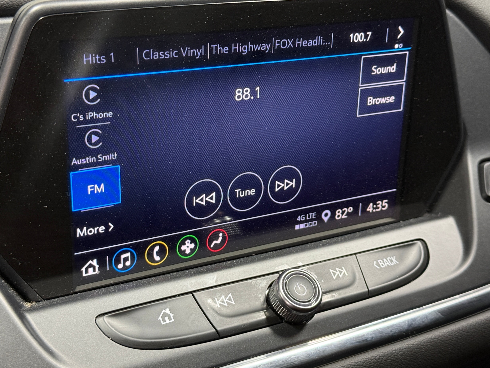 Thumbnail: 2022 Chevrolet Blazer - 4