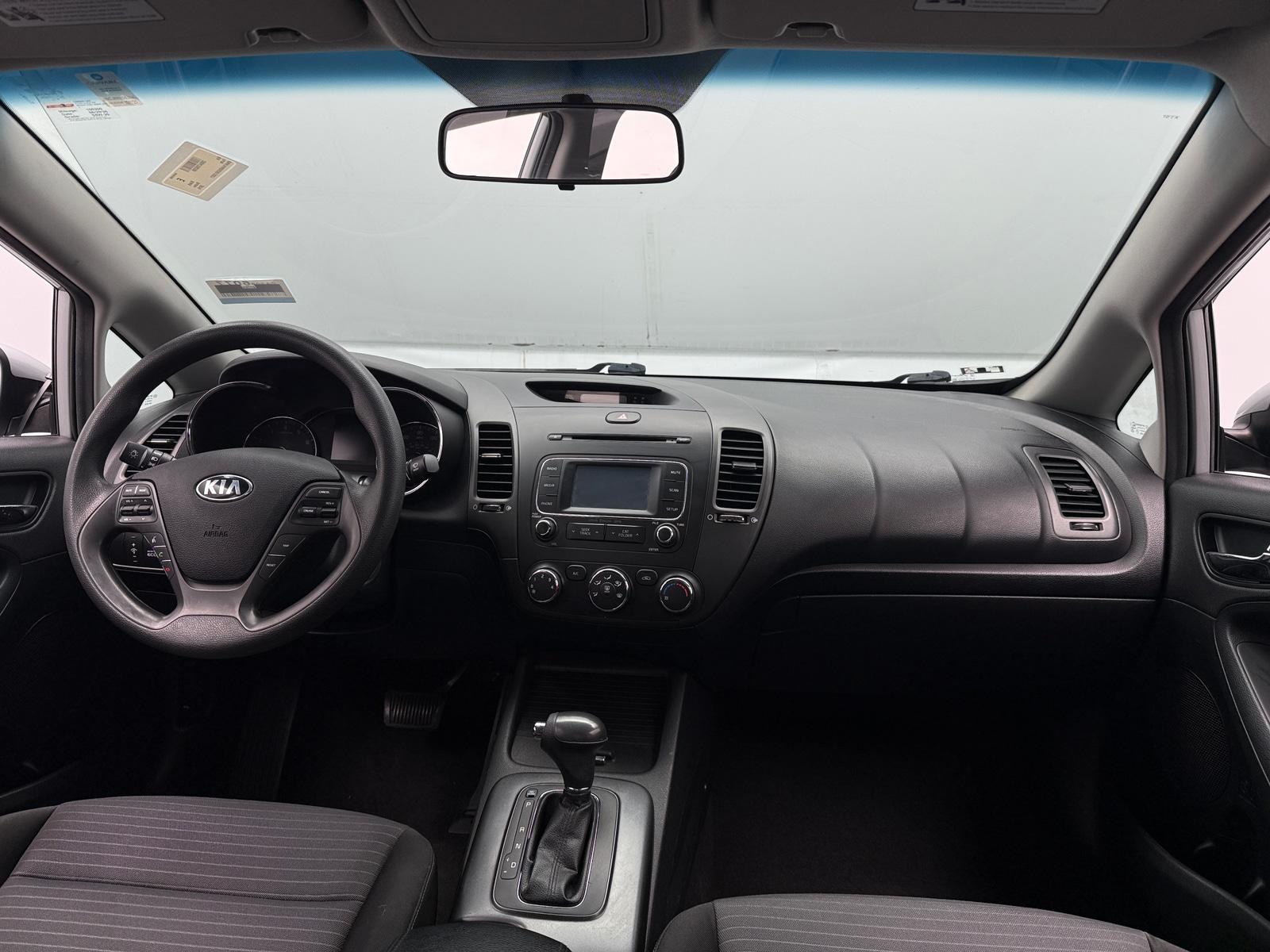 Thumbnail: 2016 Kia Forte - 3