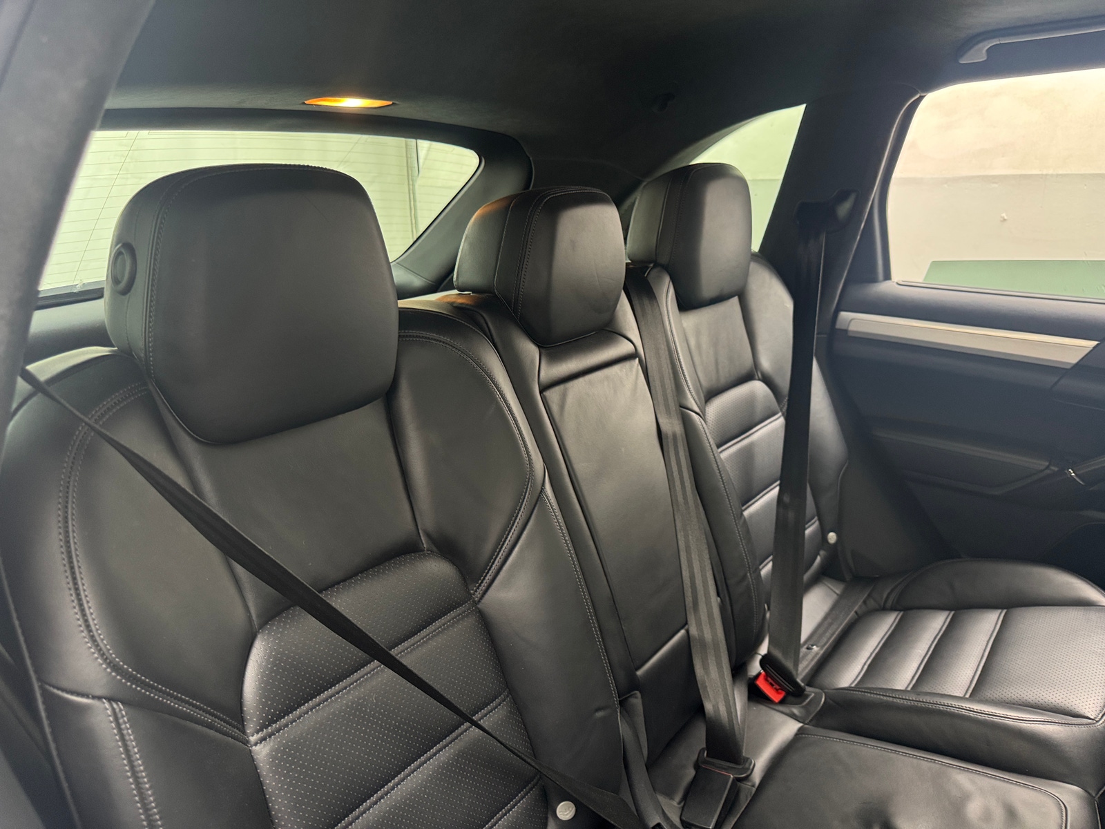 Thumbnail: 2012 Porsche Cayenne - 5