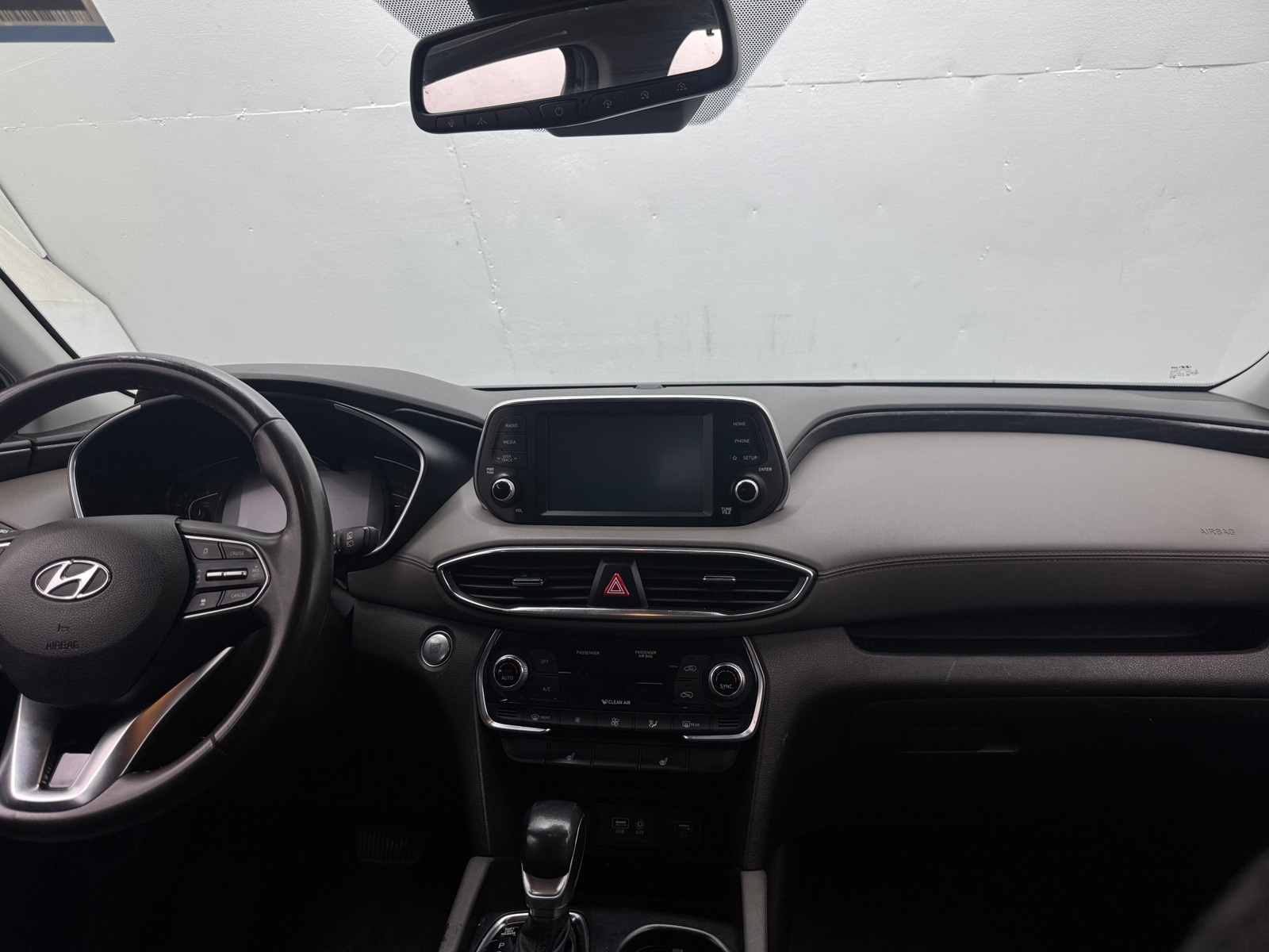 Thumbnail: 2019 Hyundai Santa Fe - 3