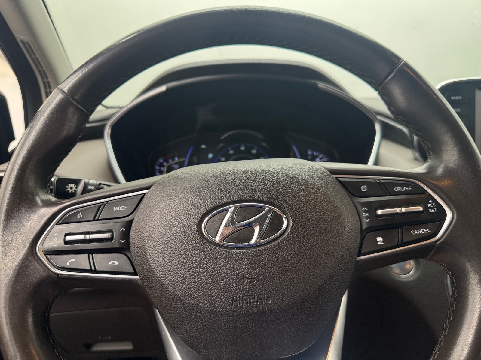 Thumbnail: 2019 Hyundai Santa Fe - 5