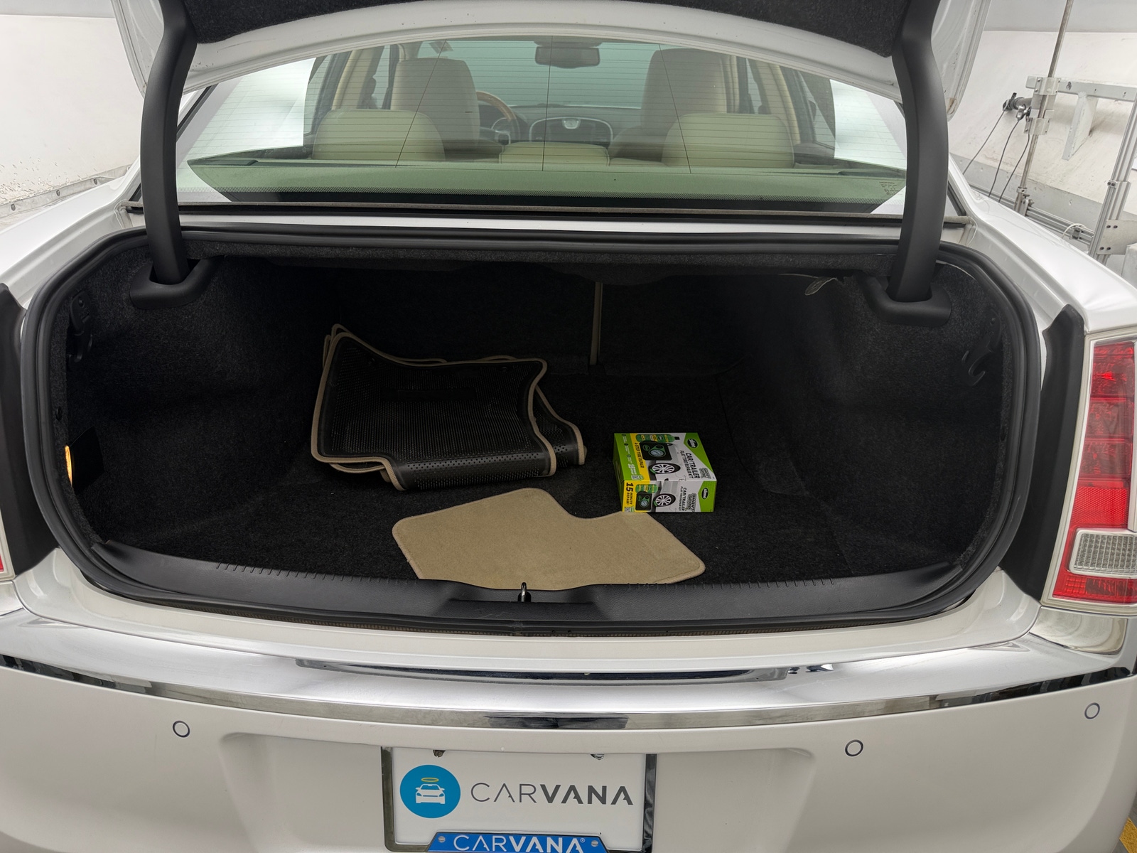 Thumbnail: 2013 Chrysler 300 - 6