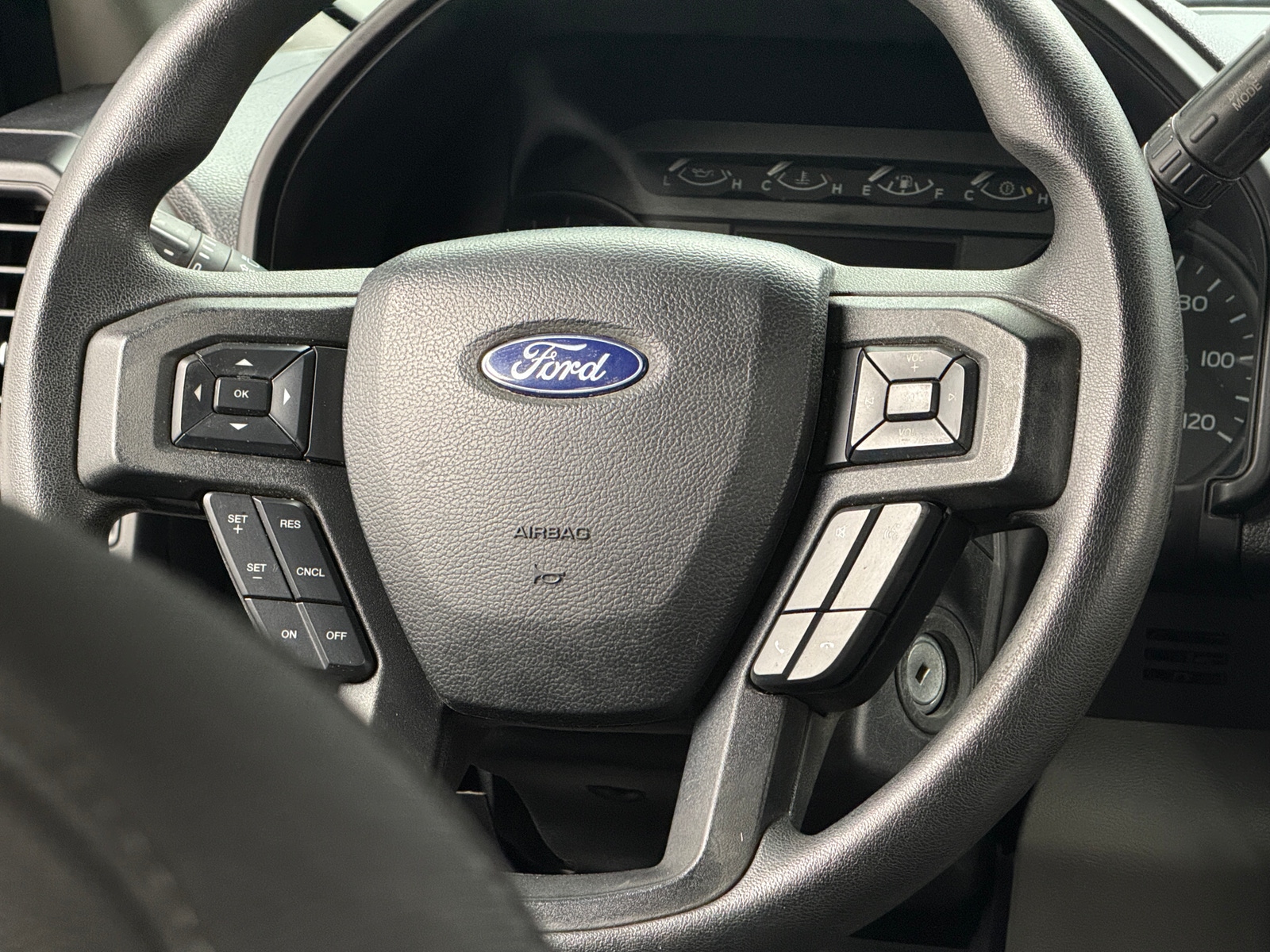 Thumbnail: 2019 Ford Econoline - 5