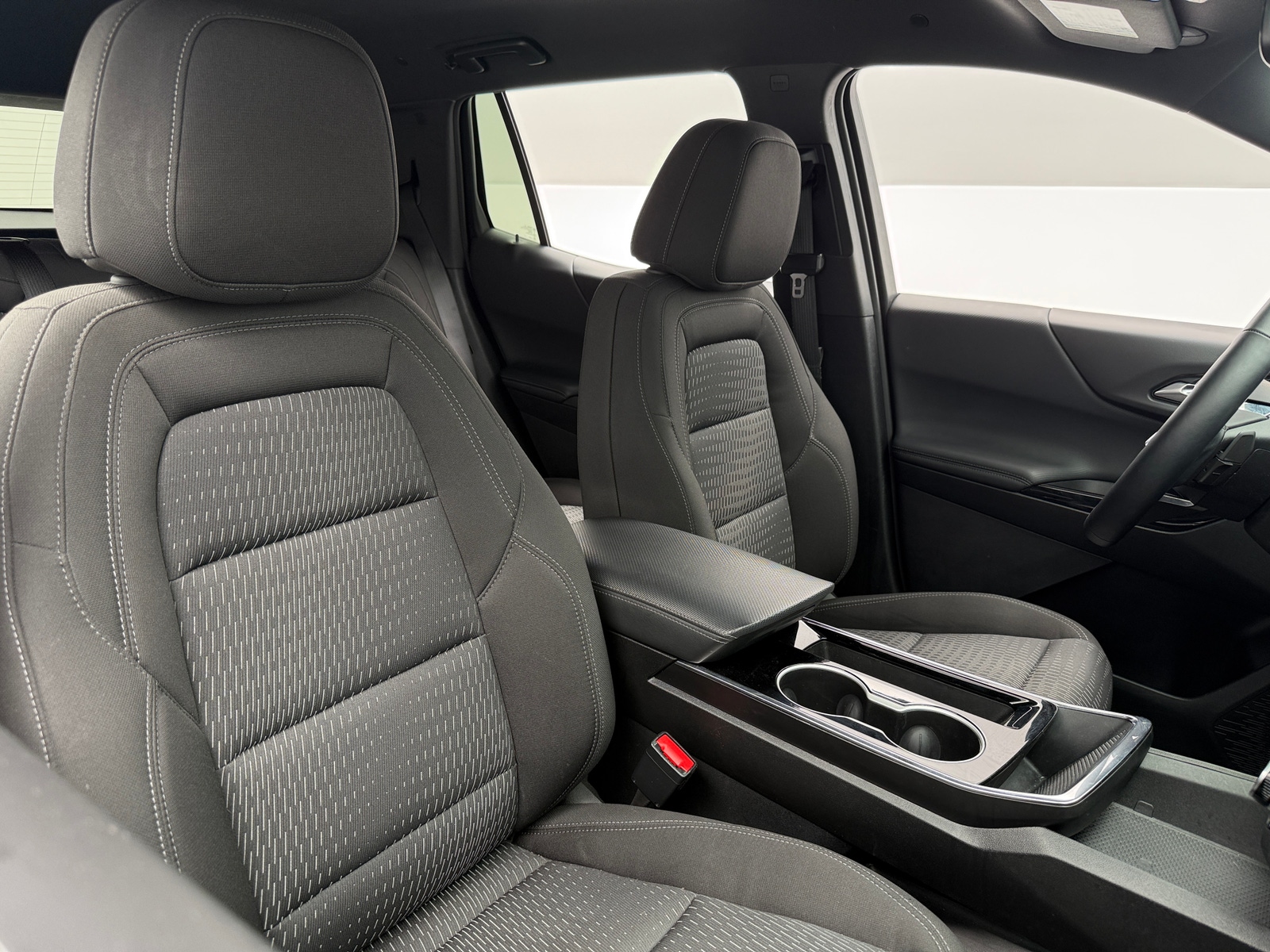 Thumbnail: 2025 Chevrolet Equinox - 2