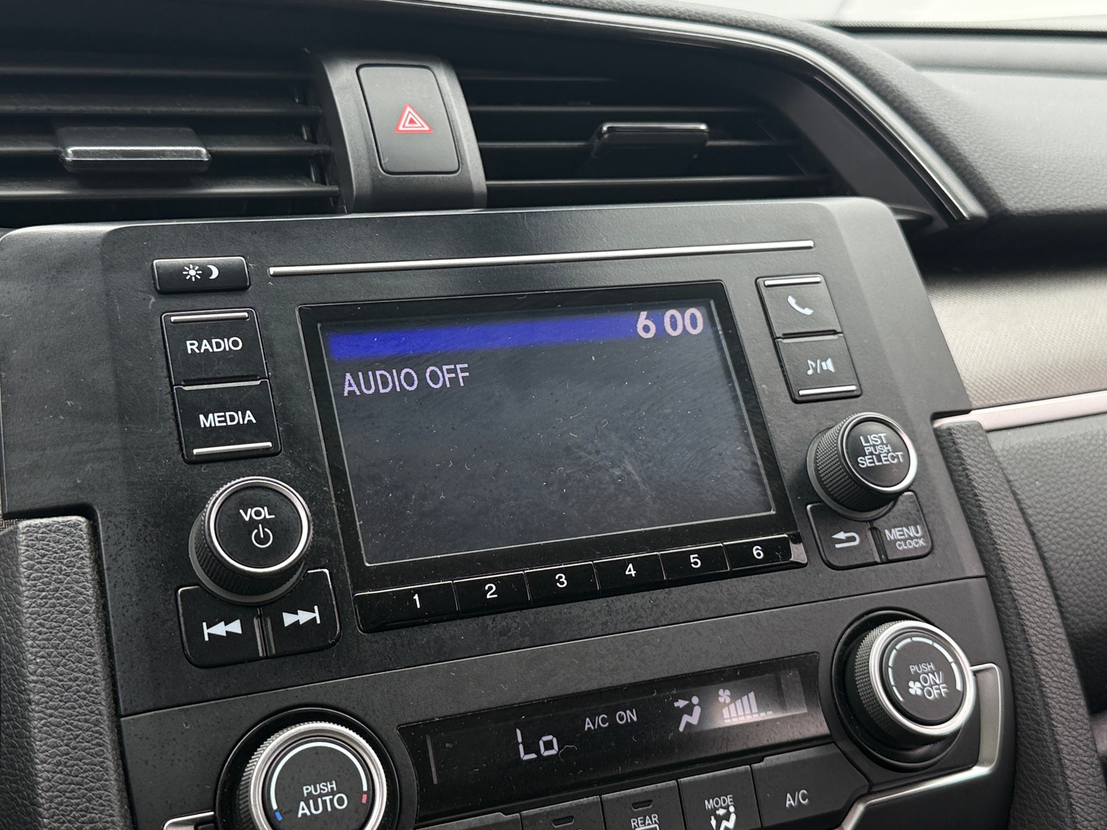 Thumbnail: 2019 Honda Civic - 4