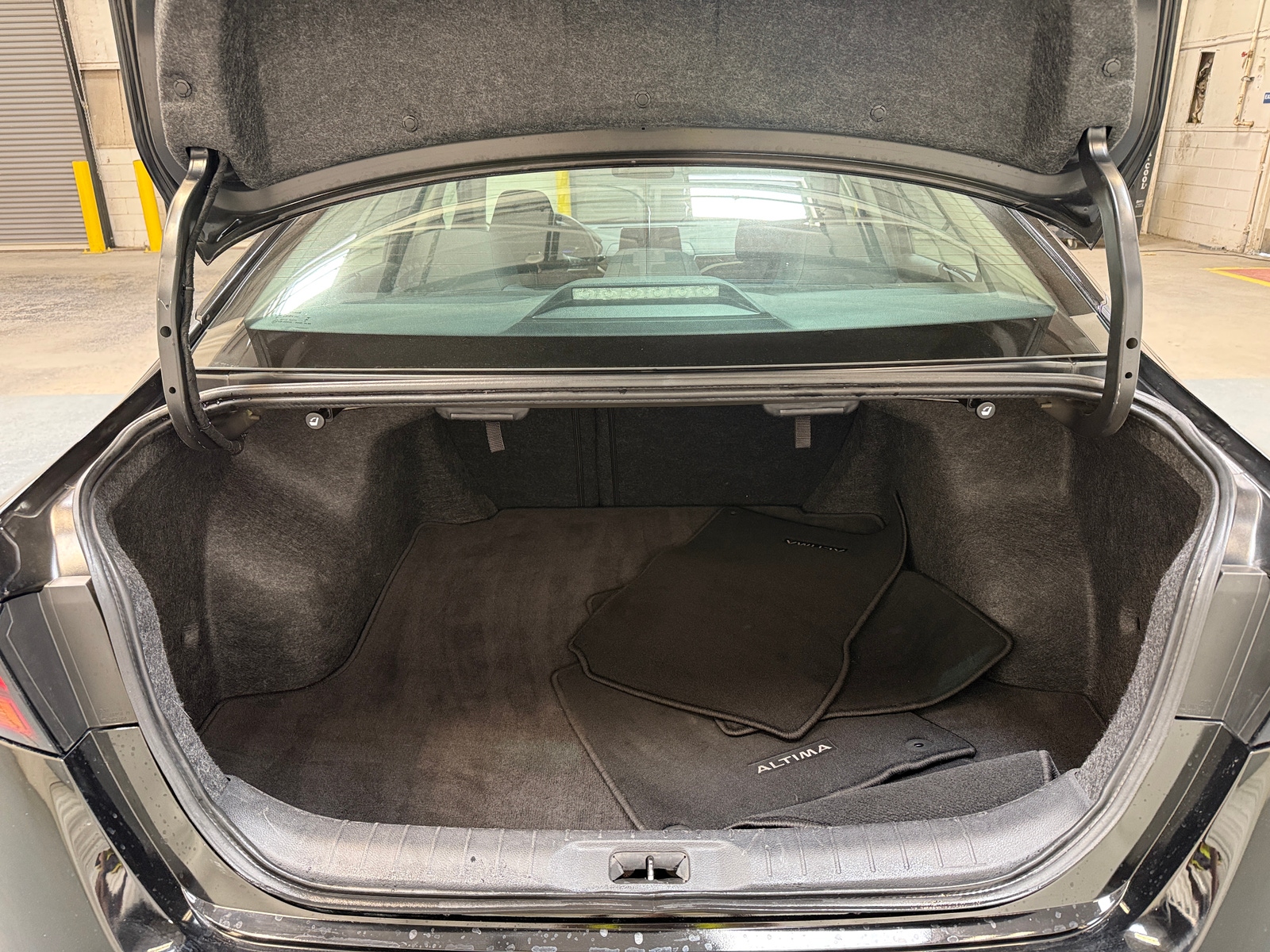 Thumbnail: 2025 Nissan Altima - 7