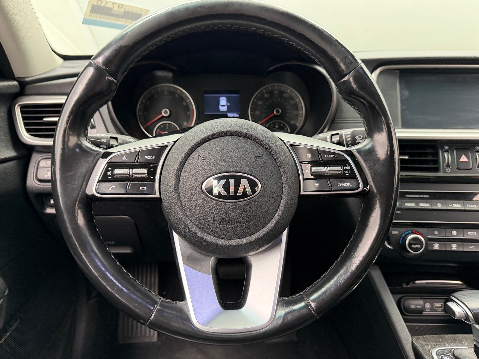 Thumbnail: 2019 Kia Optima - 4