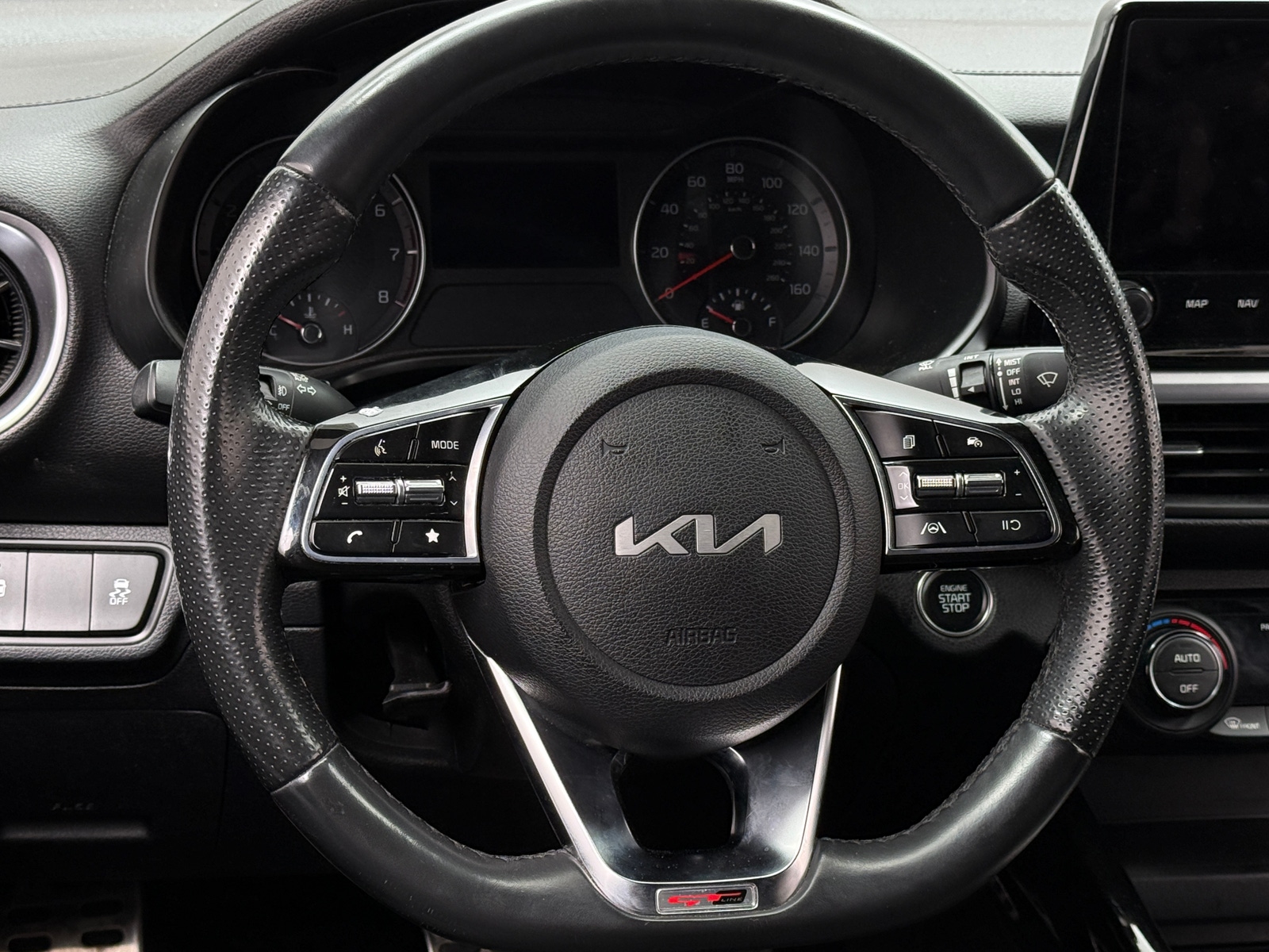 Thumbnail: 2023 Kia Forte - 4