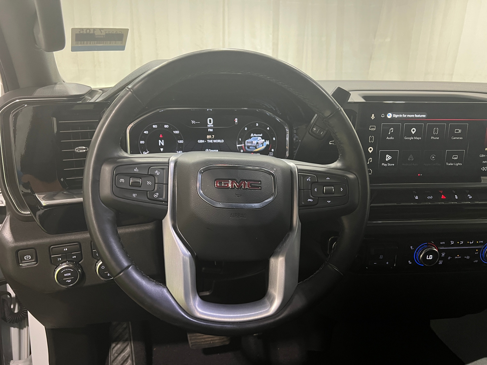 Thumbnail: 2025 GMC Sierra 2500 - 5