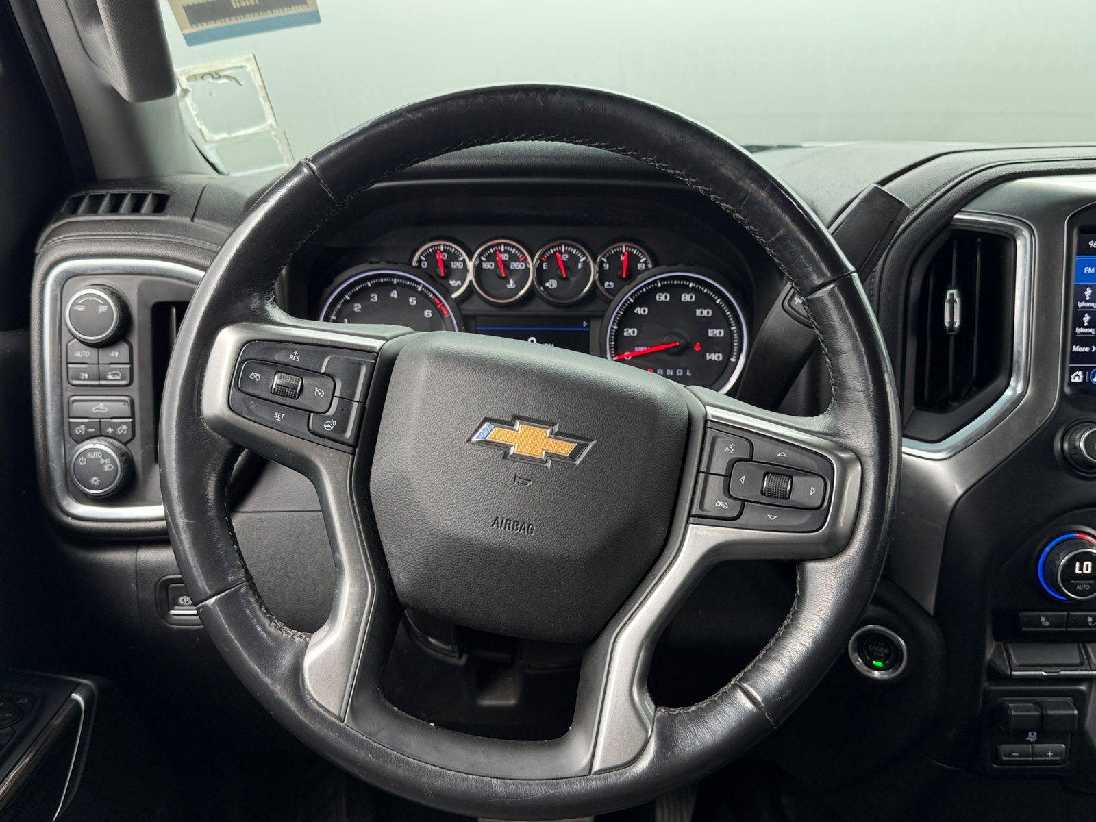 Thumbnail: 2019 Chevrolet Silverado 1500 - 5