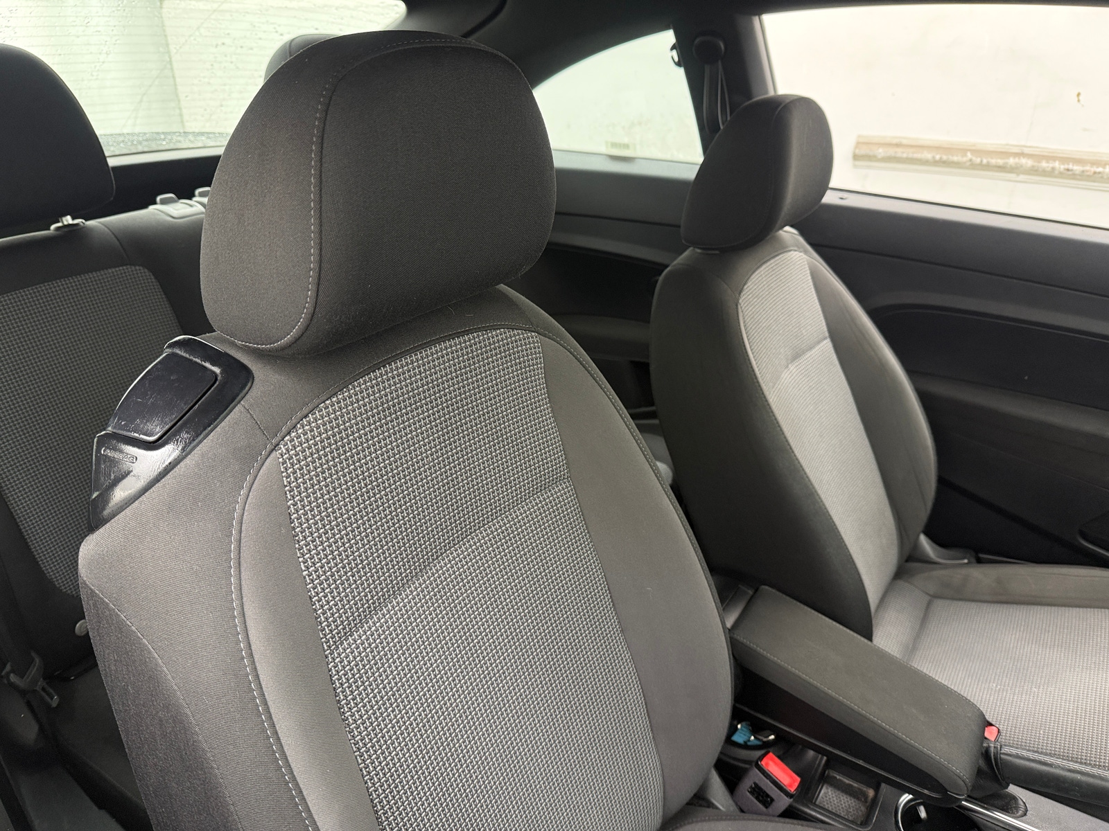 Thumbnail: 2019 Volkswagen Beetle - 2