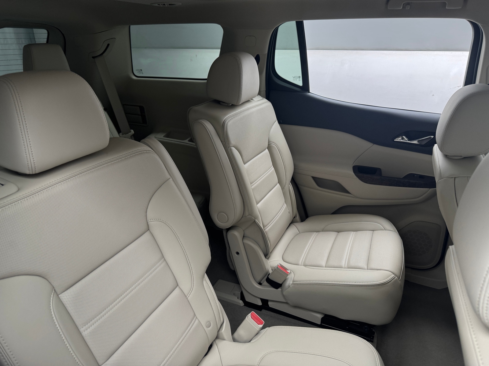 Thumbnail: 2023 GMC Acadia - 5