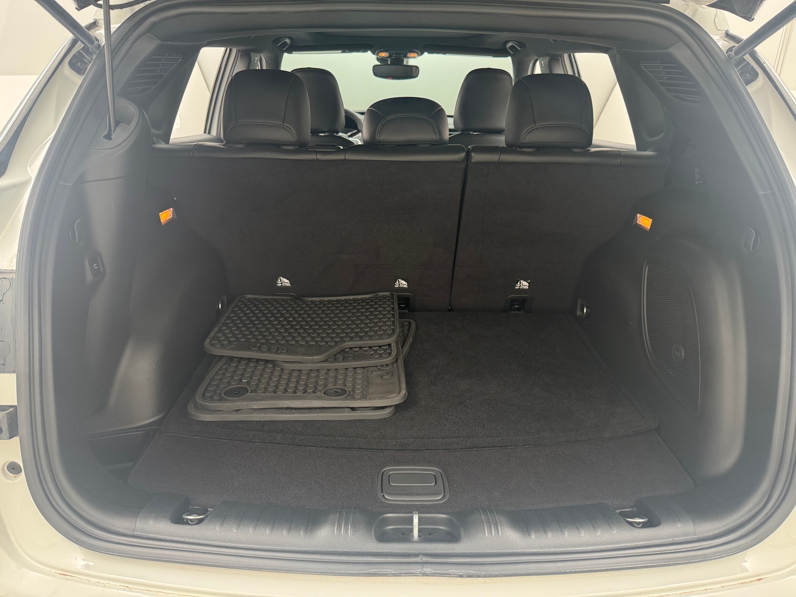 Thumbnail: 2024 Jeep Compass - 6