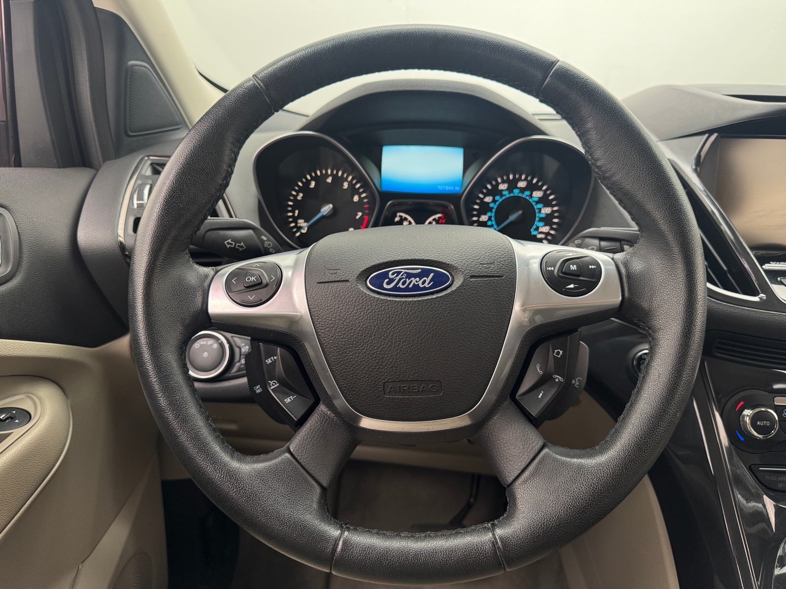 Thumbnail: 2014 Ford Escape - 4