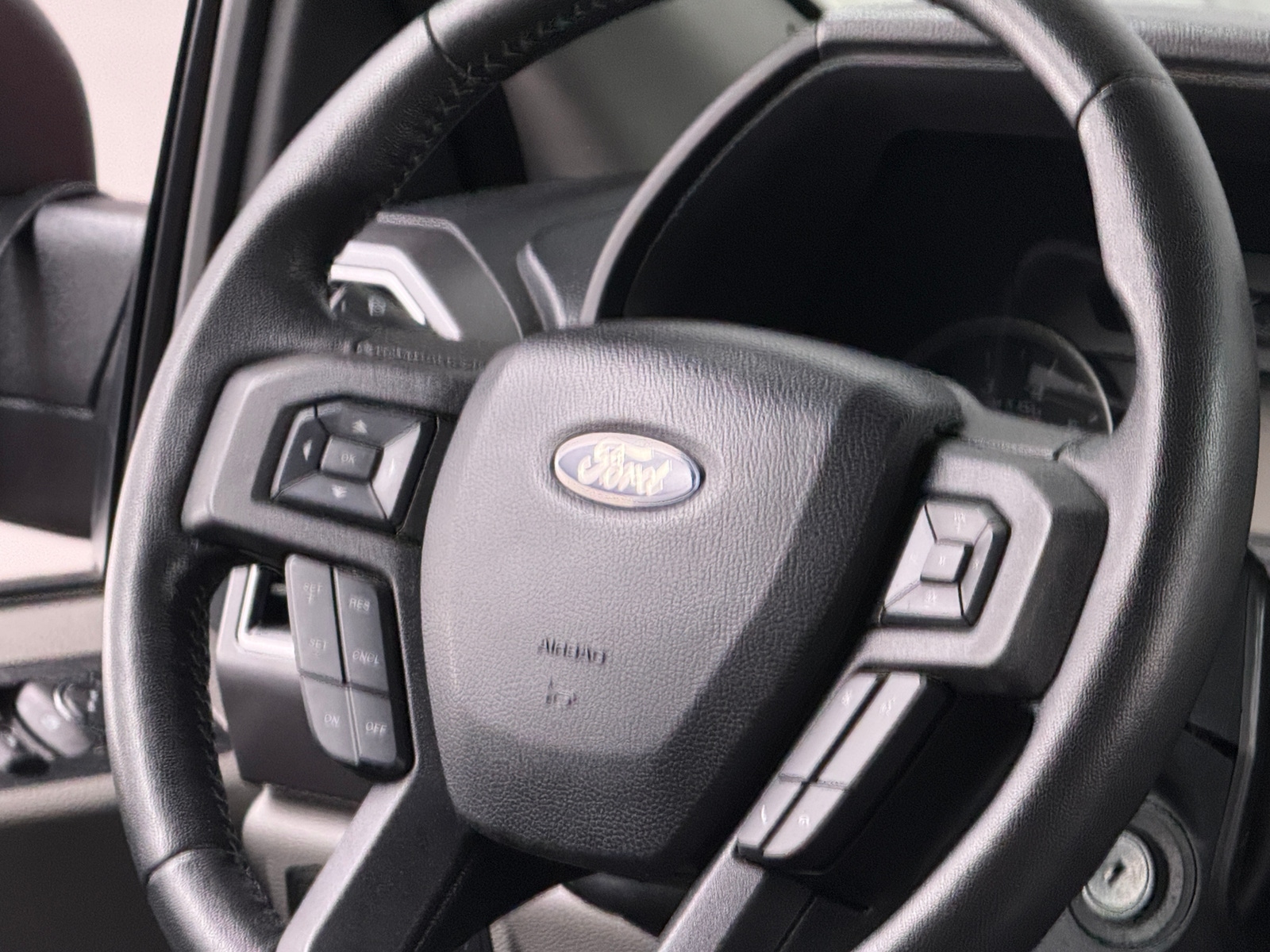 Thumbnail: 2020 Ford Econoline - 5