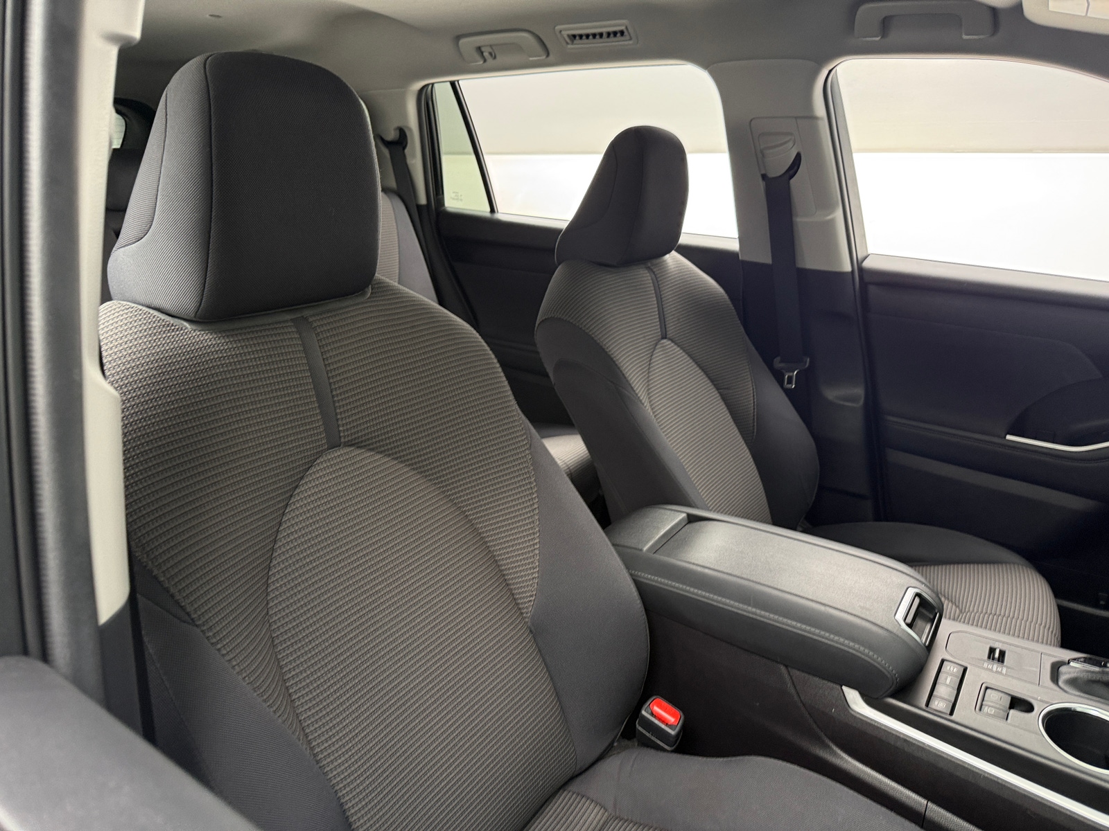 Thumbnail: 2021 Toyota Highlander - 2