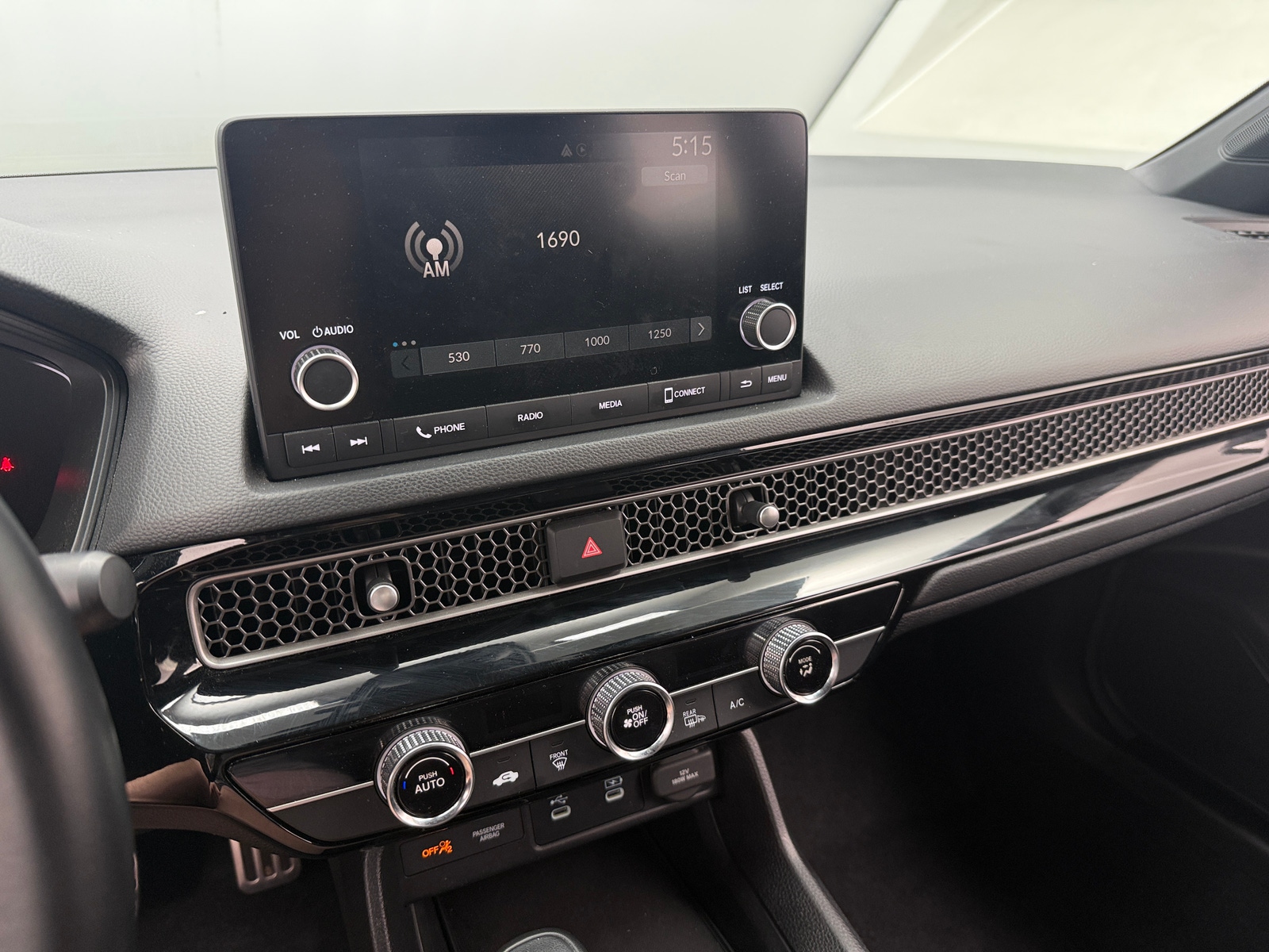 Thumbnail: 2025 Honda Civic - 4