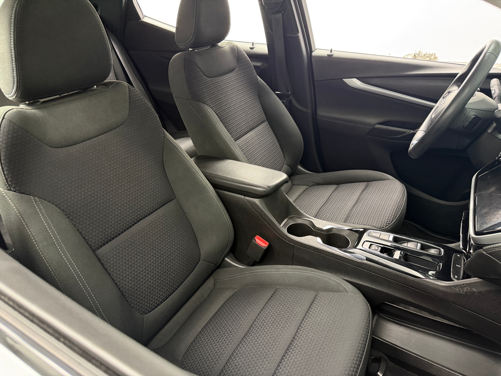 Thumbnail: 2023 Chevrolet Bolt EUV - 2