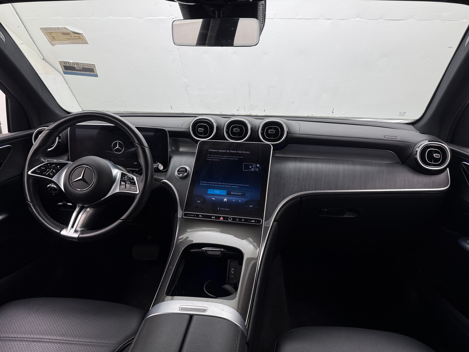 Thumbnail: 2024 Mercedes-Benz GLC - 2
