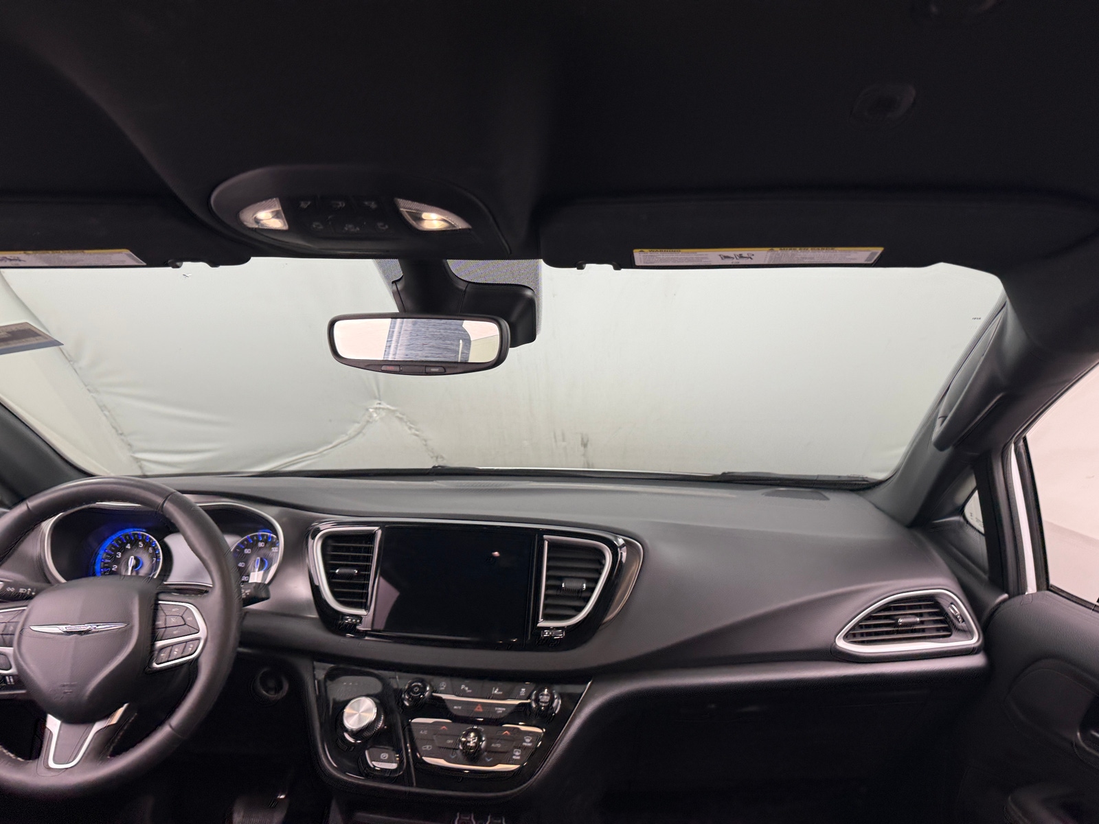 Thumbnail: 2025 Chrysler Voyager - 2