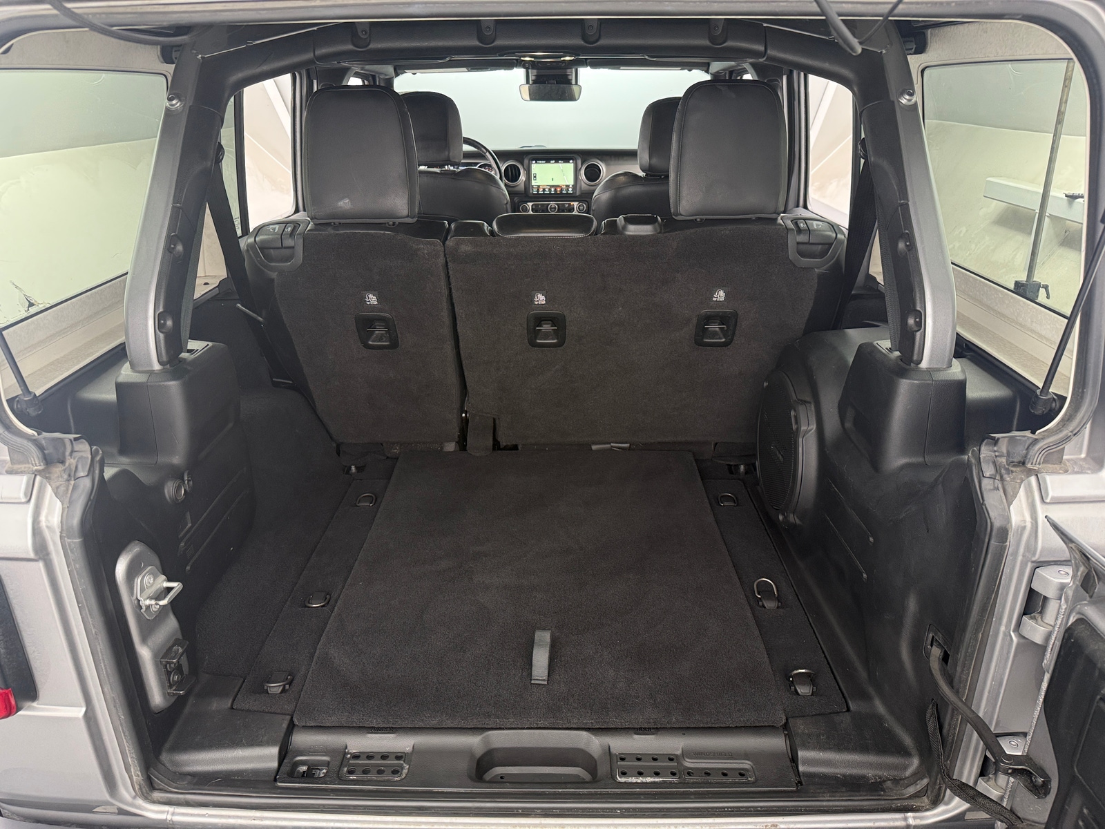 Thumbnail: 2020 Jeep Wrangler - 7