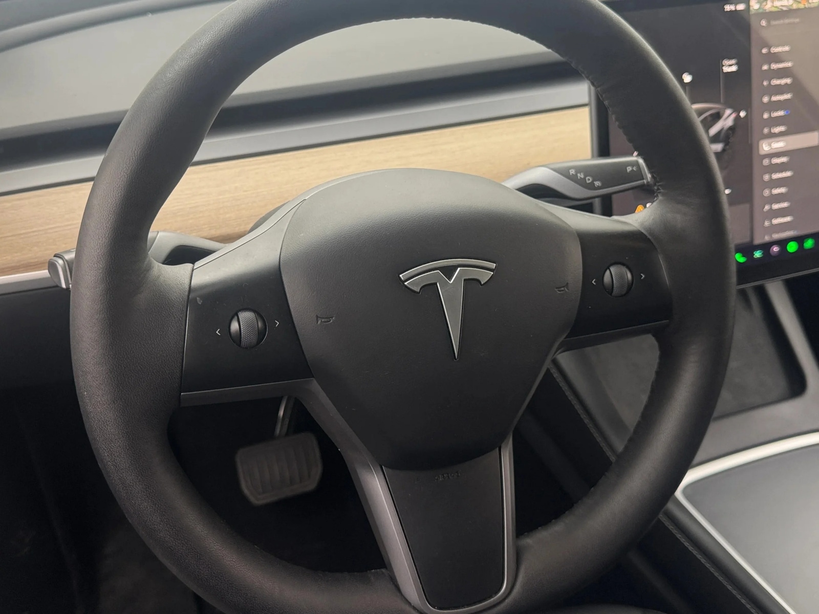 Thumbnail: 2023 Tesla Model Y - 3
