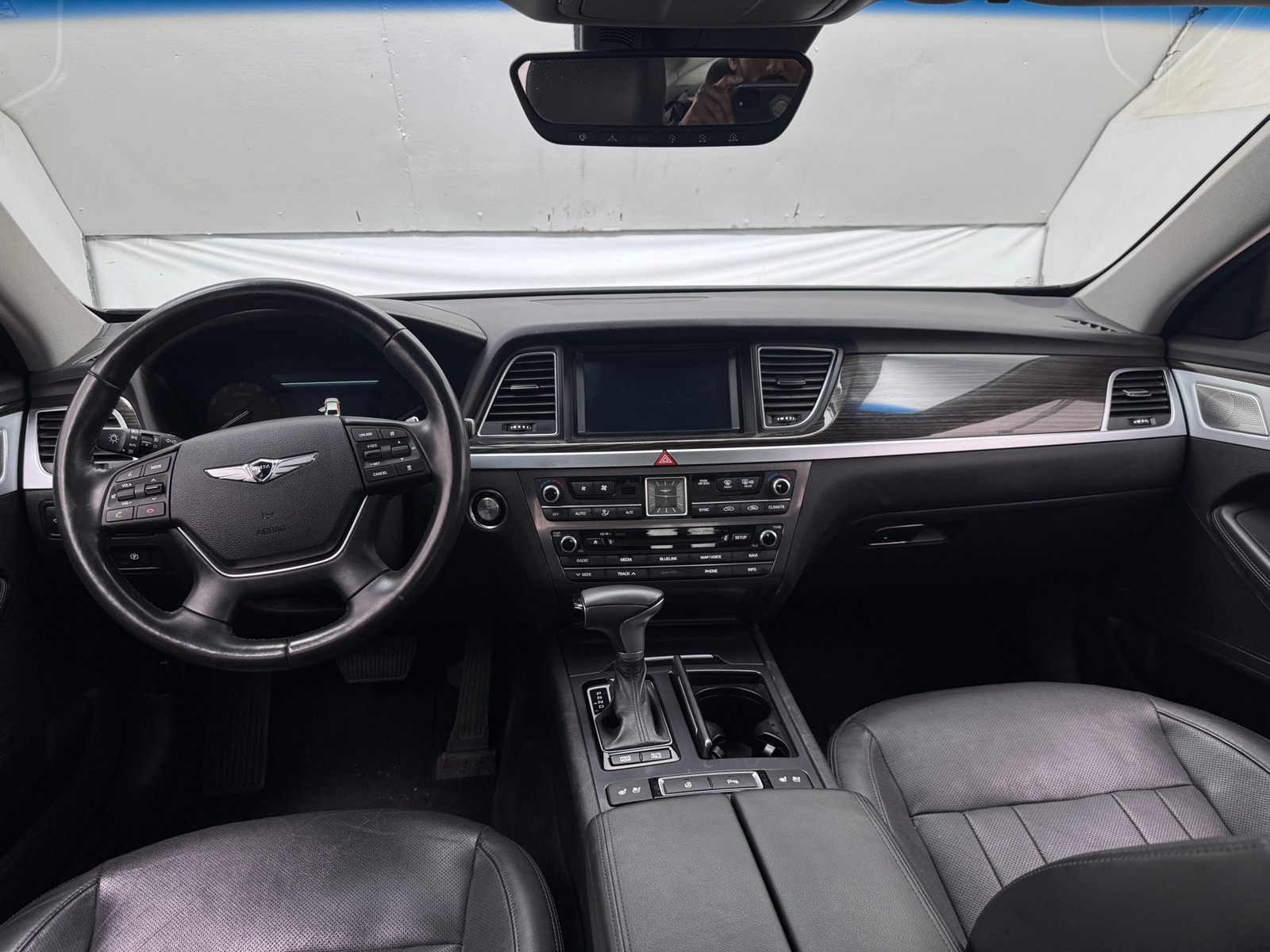 Thumbnail: 2018 Genesis G80 - 2