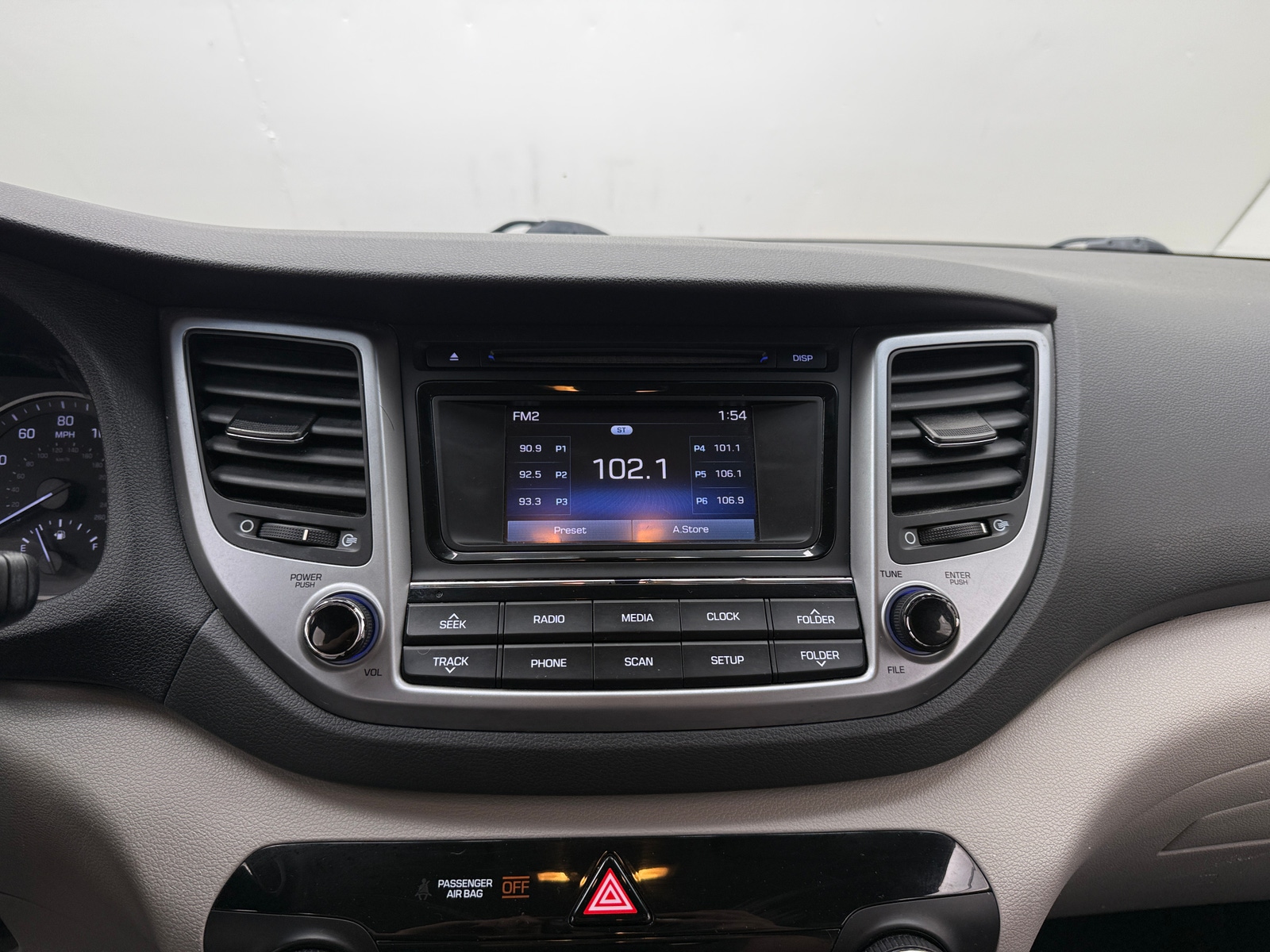 Thumbnail: 2018 Hyundai Tucson - 4