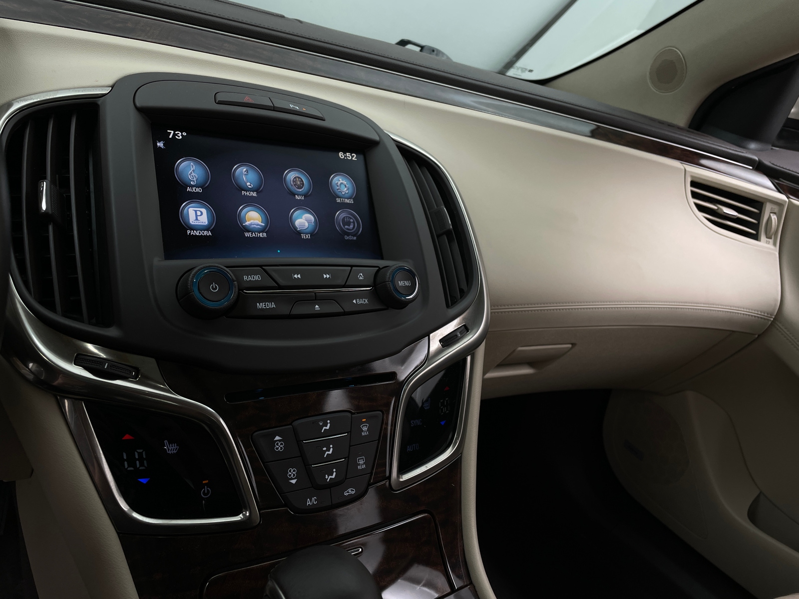 Thumbnail: 2015 Buick LaCrosse - 3
