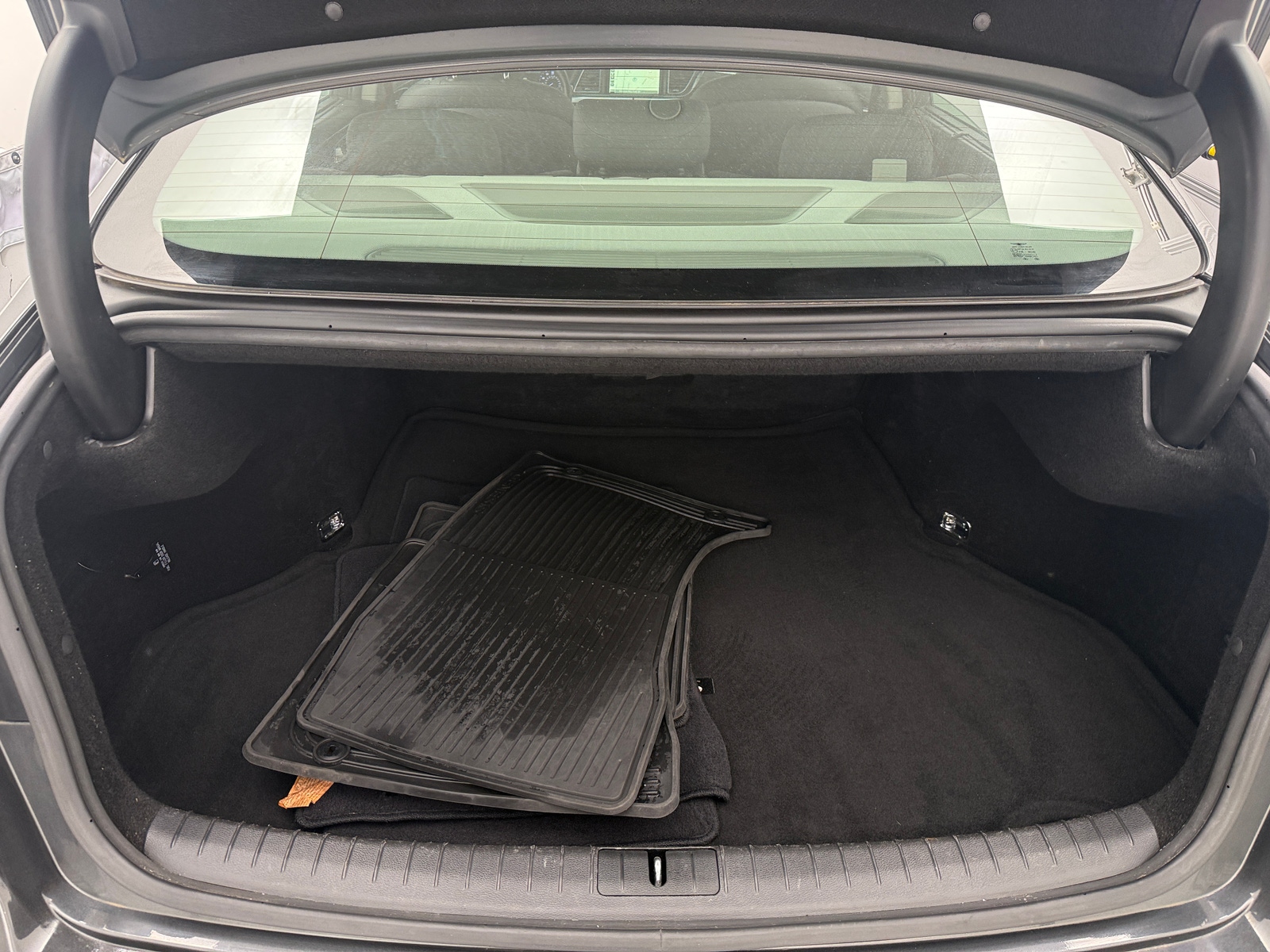 Thumbnail: 2018 Genesis G80 - 6