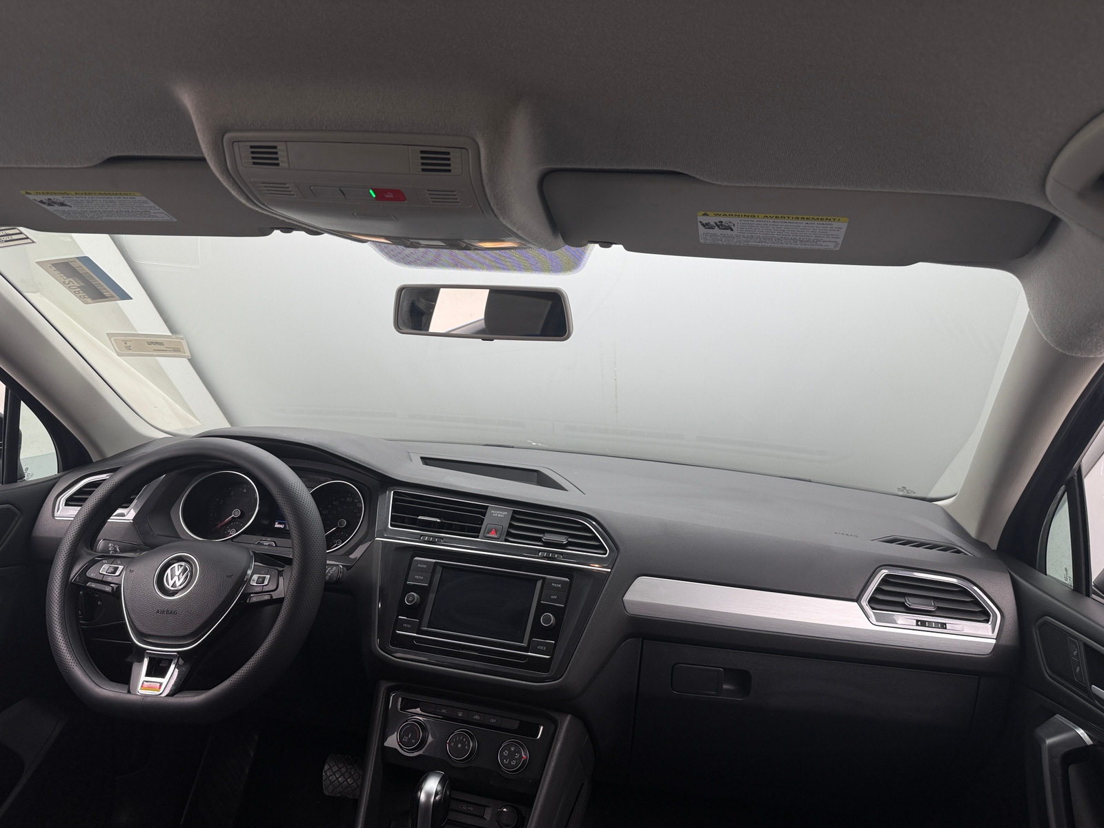 Thumbnail: 2021 Volkswagen Tiguan - 3