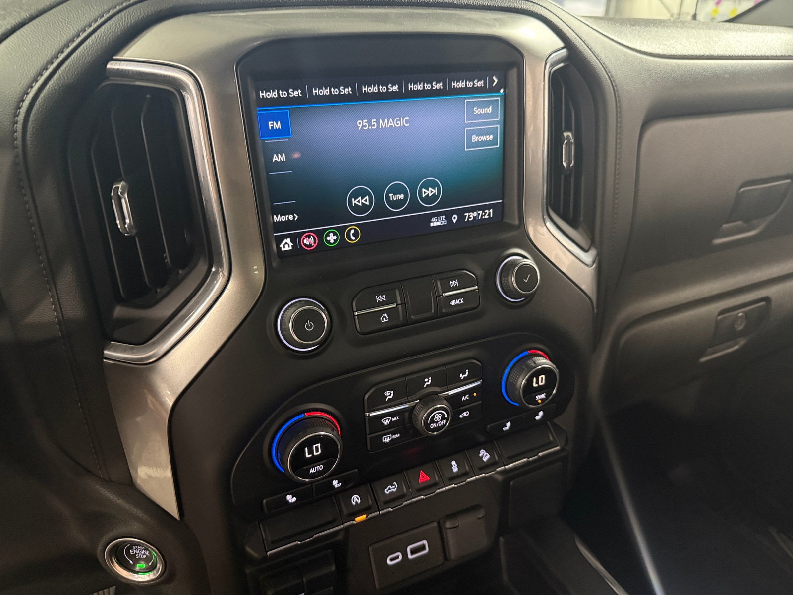 Thumbnail: 2020 Chevrolet Silverado 1500 - 4