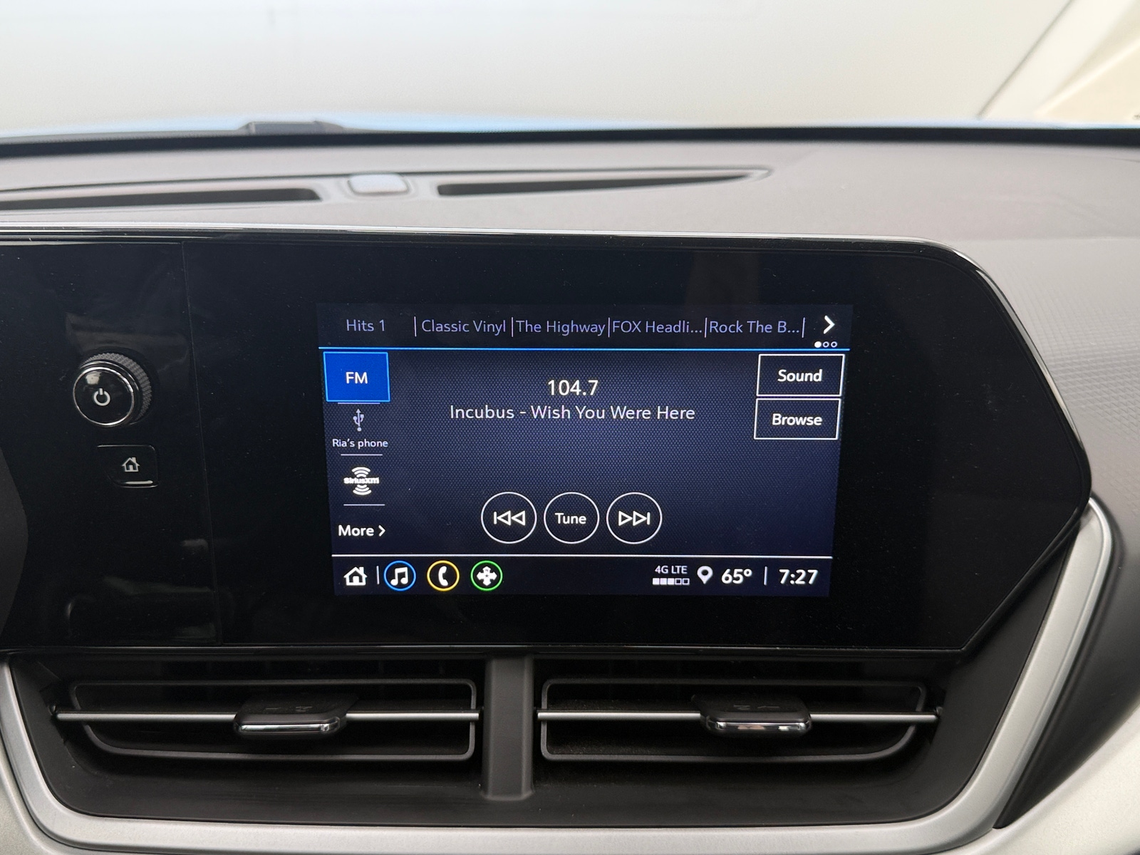 Thumbnail: 2025 Chevrolet Trax - 4