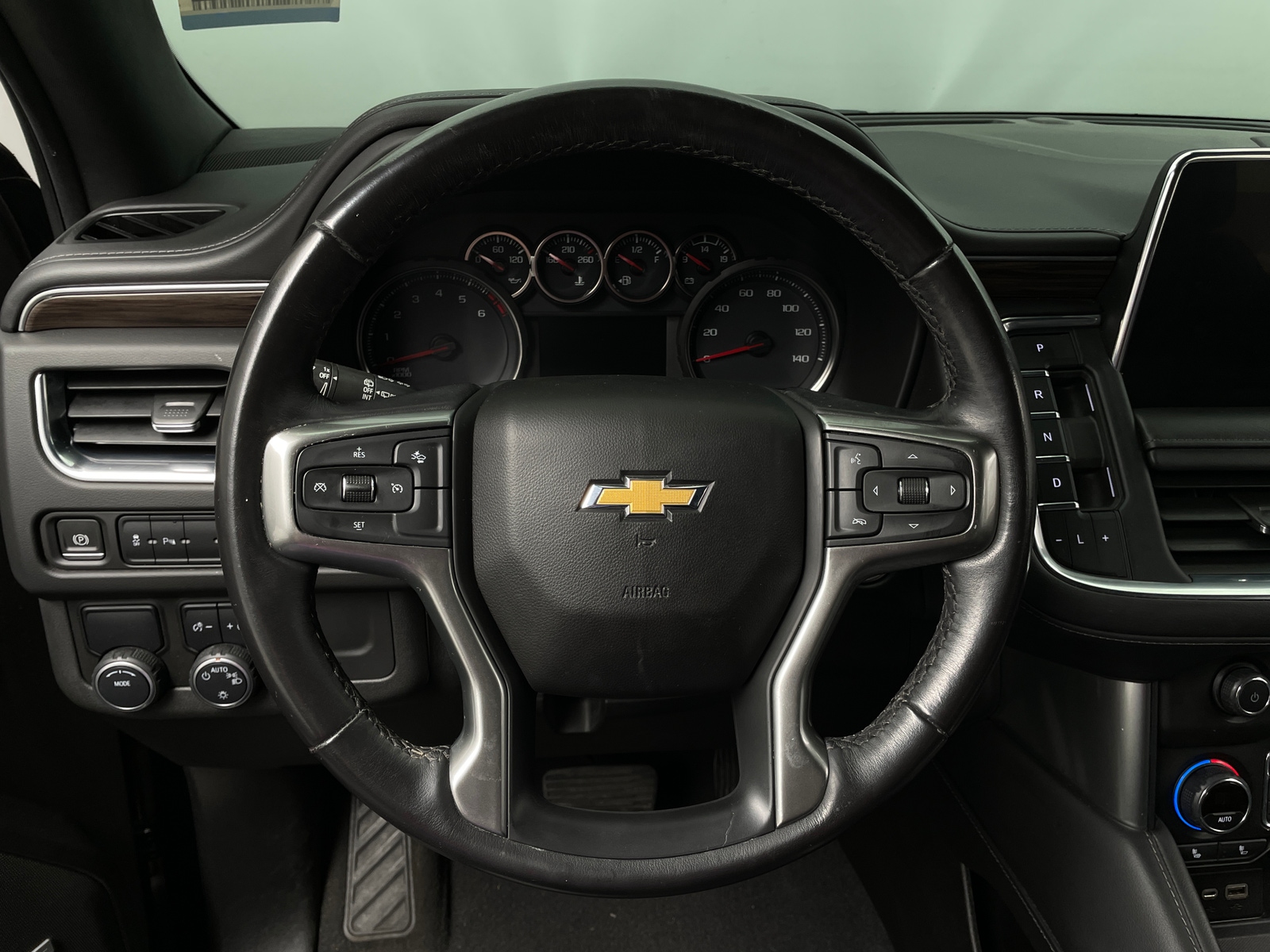 Thumbnail: 2021 Chevrolet Tahoe - 4