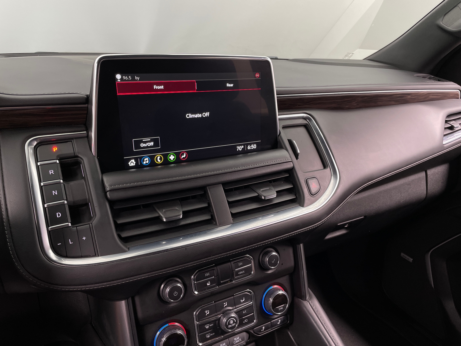 Thumbnail: 2021 Chevrolet Tahoe - 3