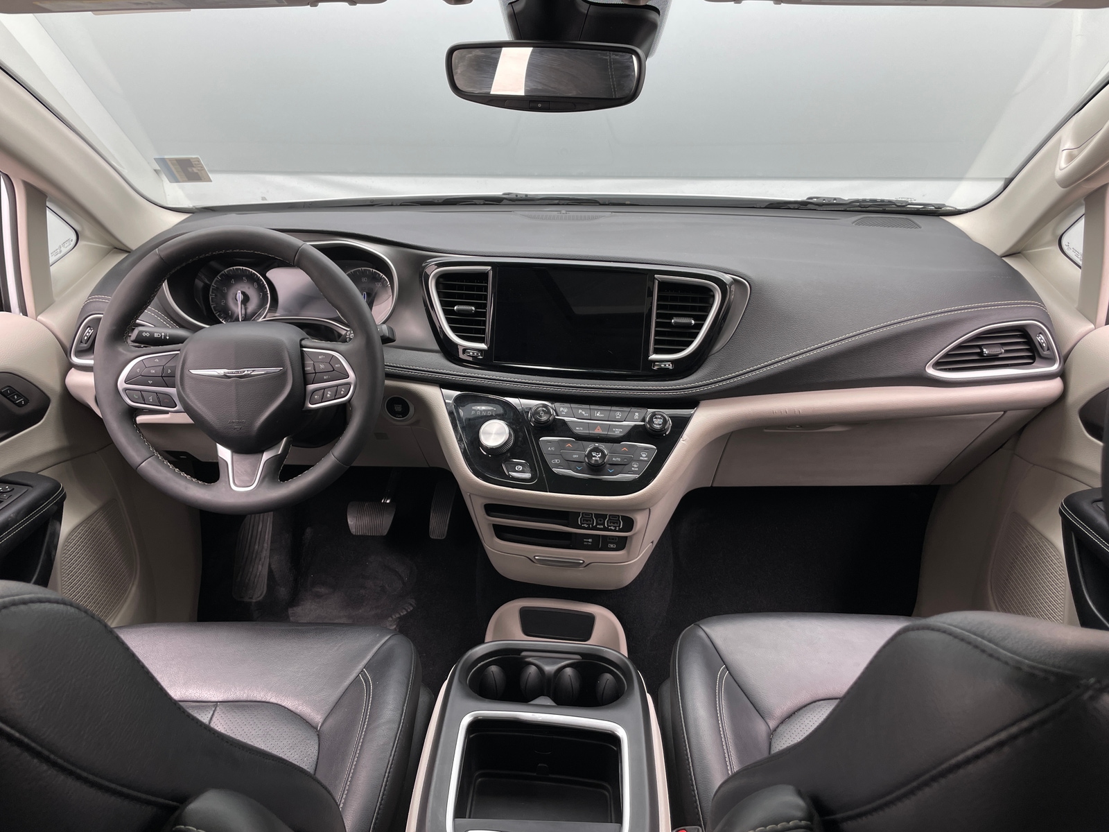 Thumbnail: 2022 Chrysler Pacifica - 2