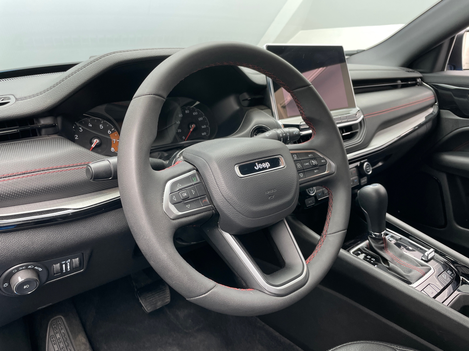 Thumbnail: 2025 Jeep Compass - 4