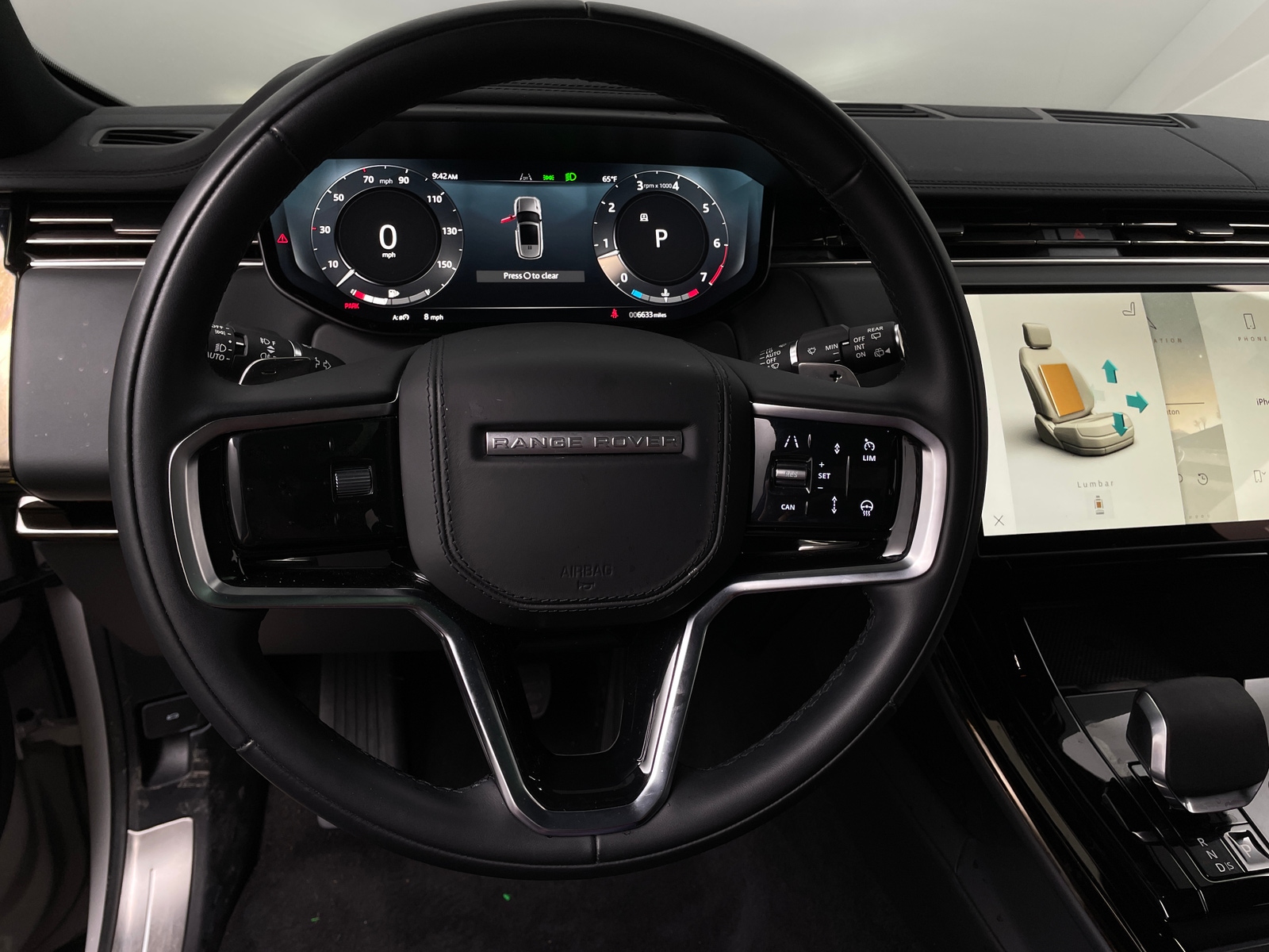 Thumbnail: 2025 Land Rover Range Rover Sport - 4