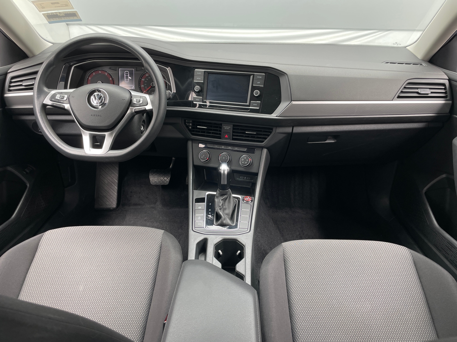 Thumbnail: 2020 Volkswagen Jetta - 3