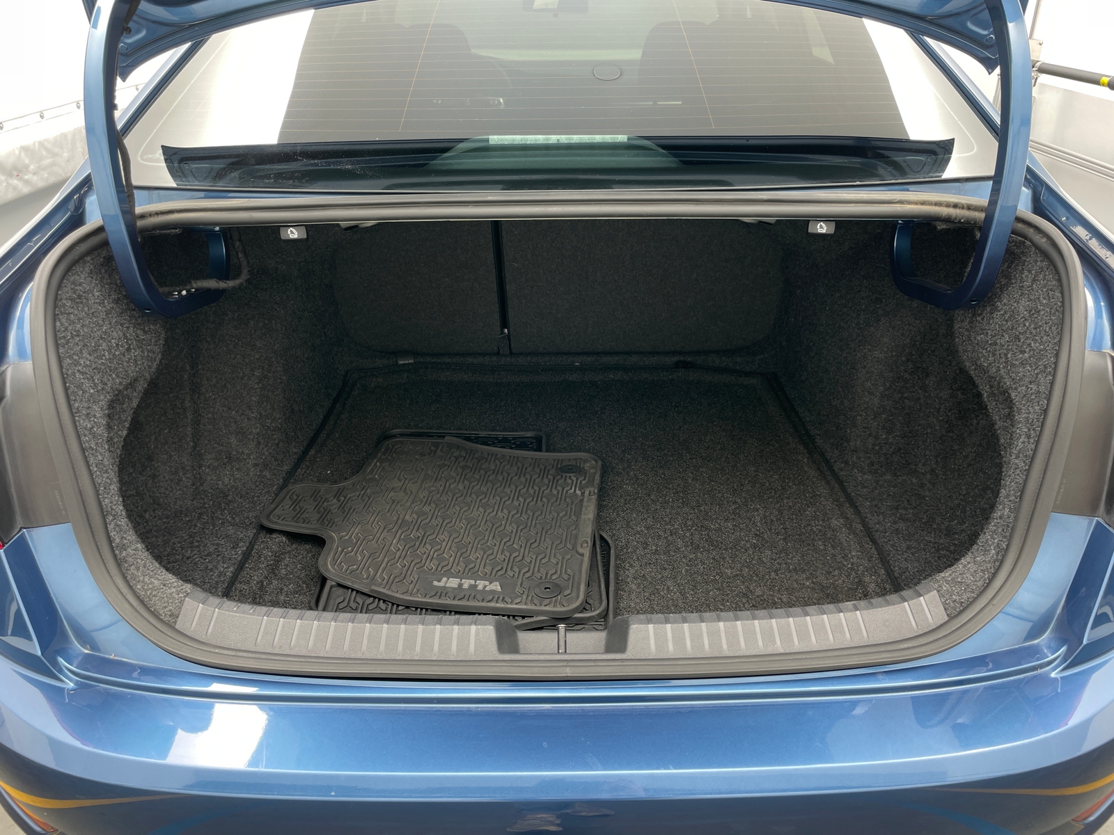 Thumbnail: 2020 Volkswagen Jetta - 7