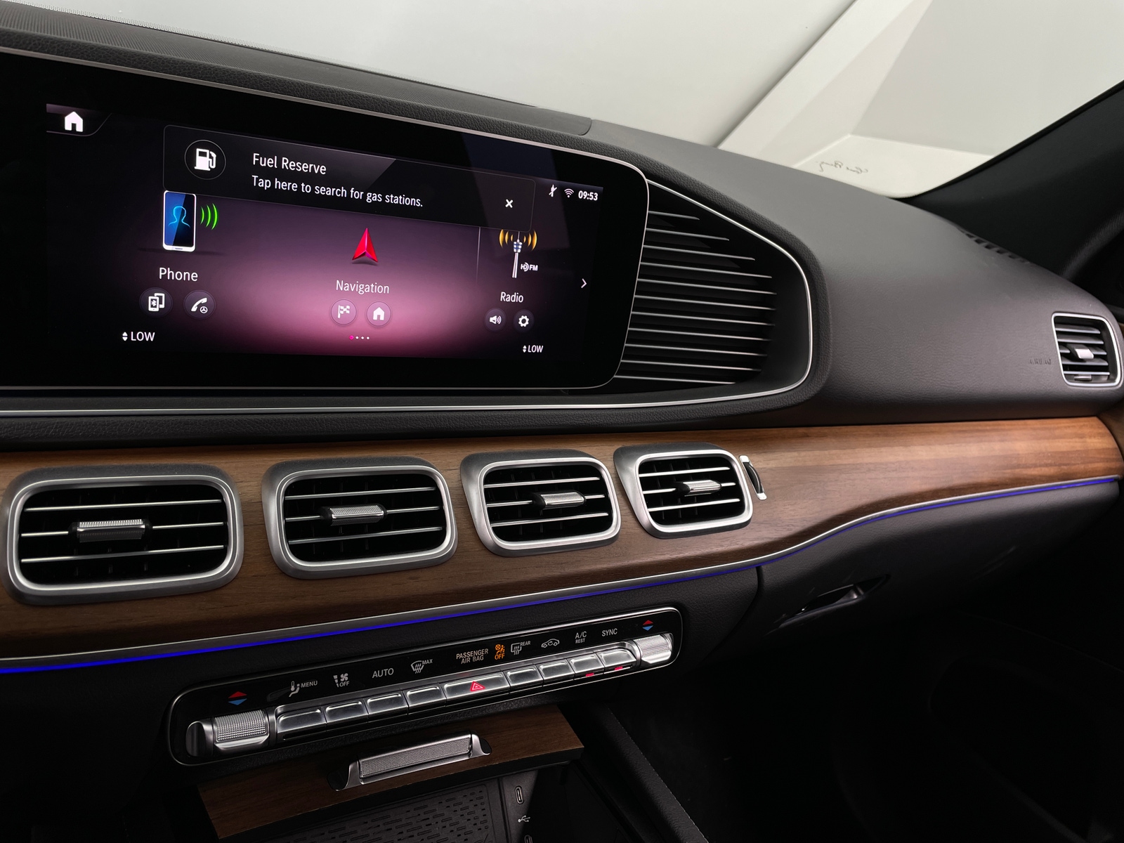 Thumbnail: 2024 Mercedes-Benz GLE - 3