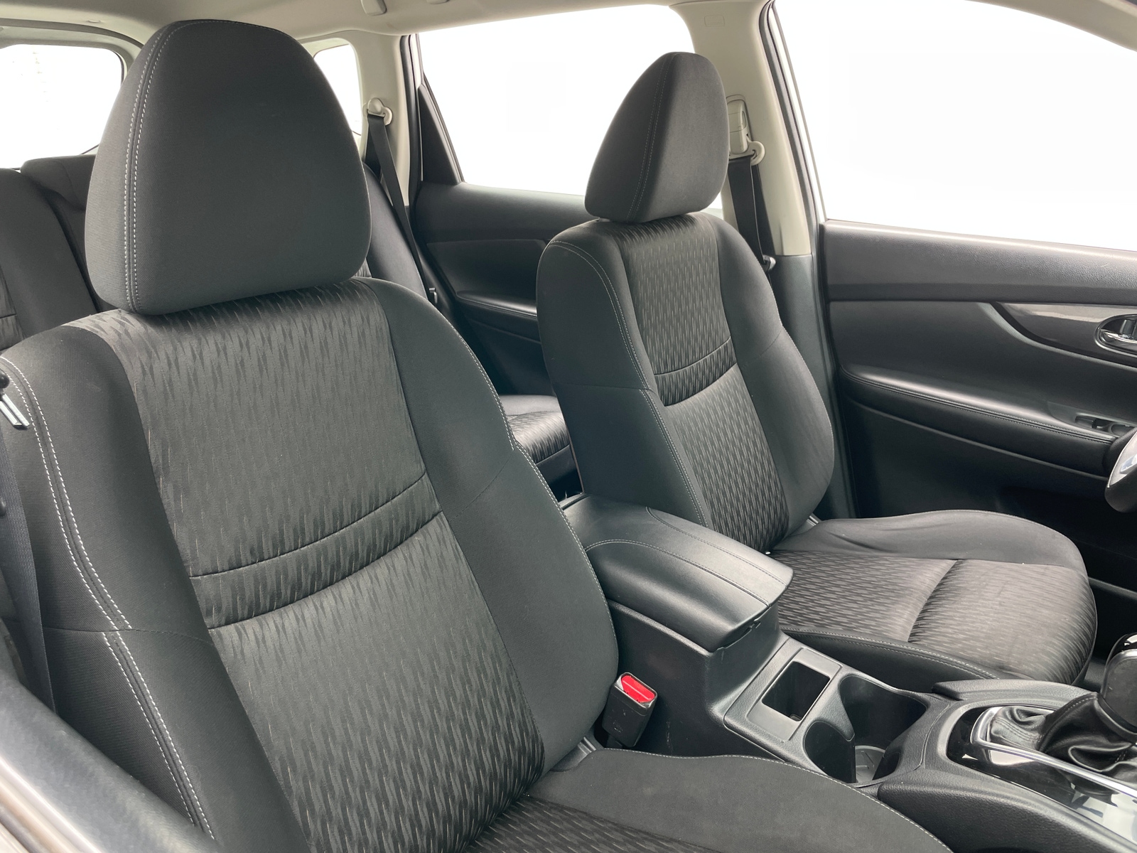 Thumbnail: 2017 Nissan Rogue - 2