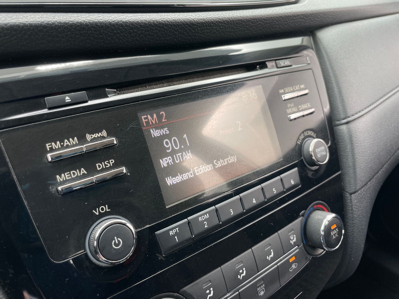 Thumbnail: 2017 Nissan Rogue - 4