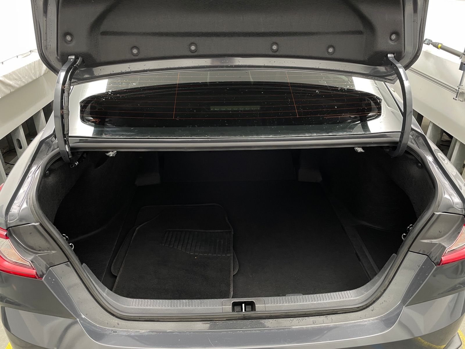 Thumbnail: 2025 Toyota Camry - 7